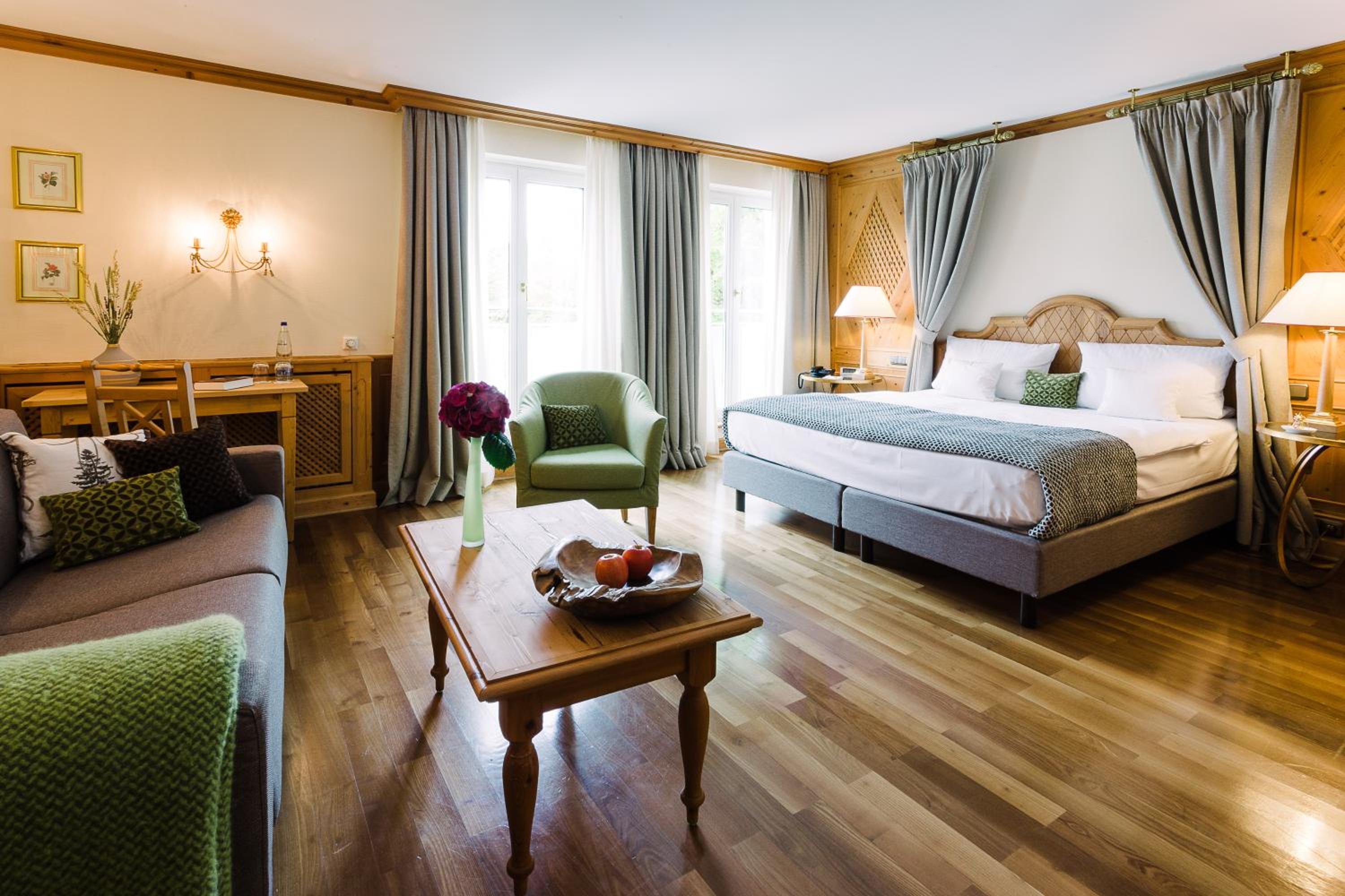 Large Double Room photo 1