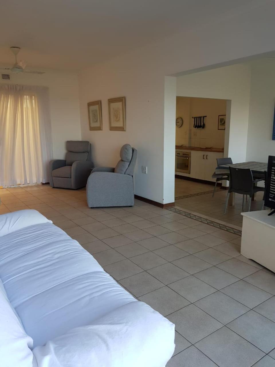 Four-Bedroom House - Photo 1