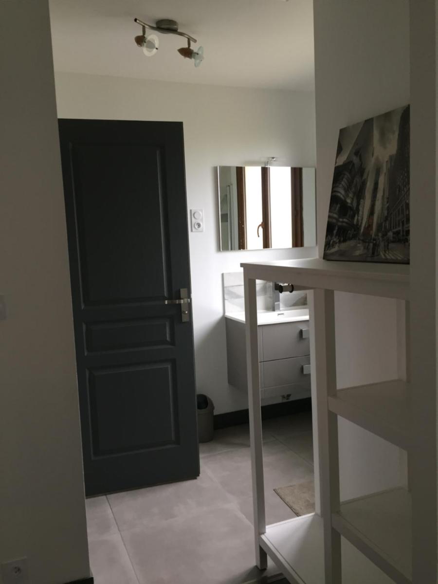 Twin Room with Private Bathroom photo 2