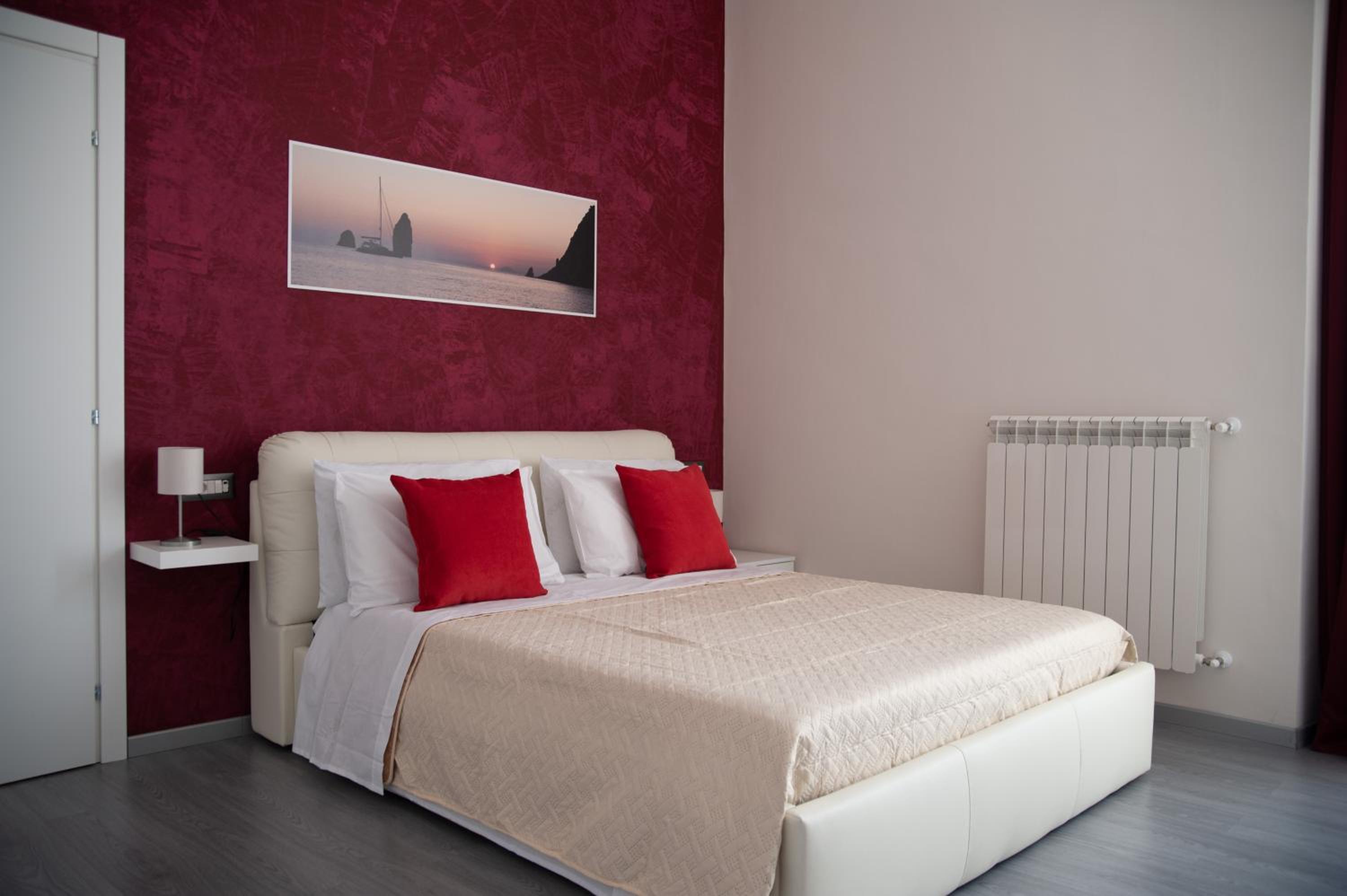 Double Room - Photo 14