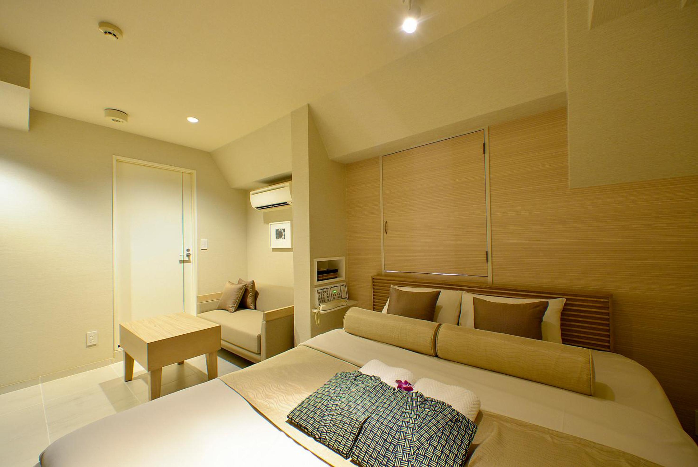 Economy Double Room photo 2