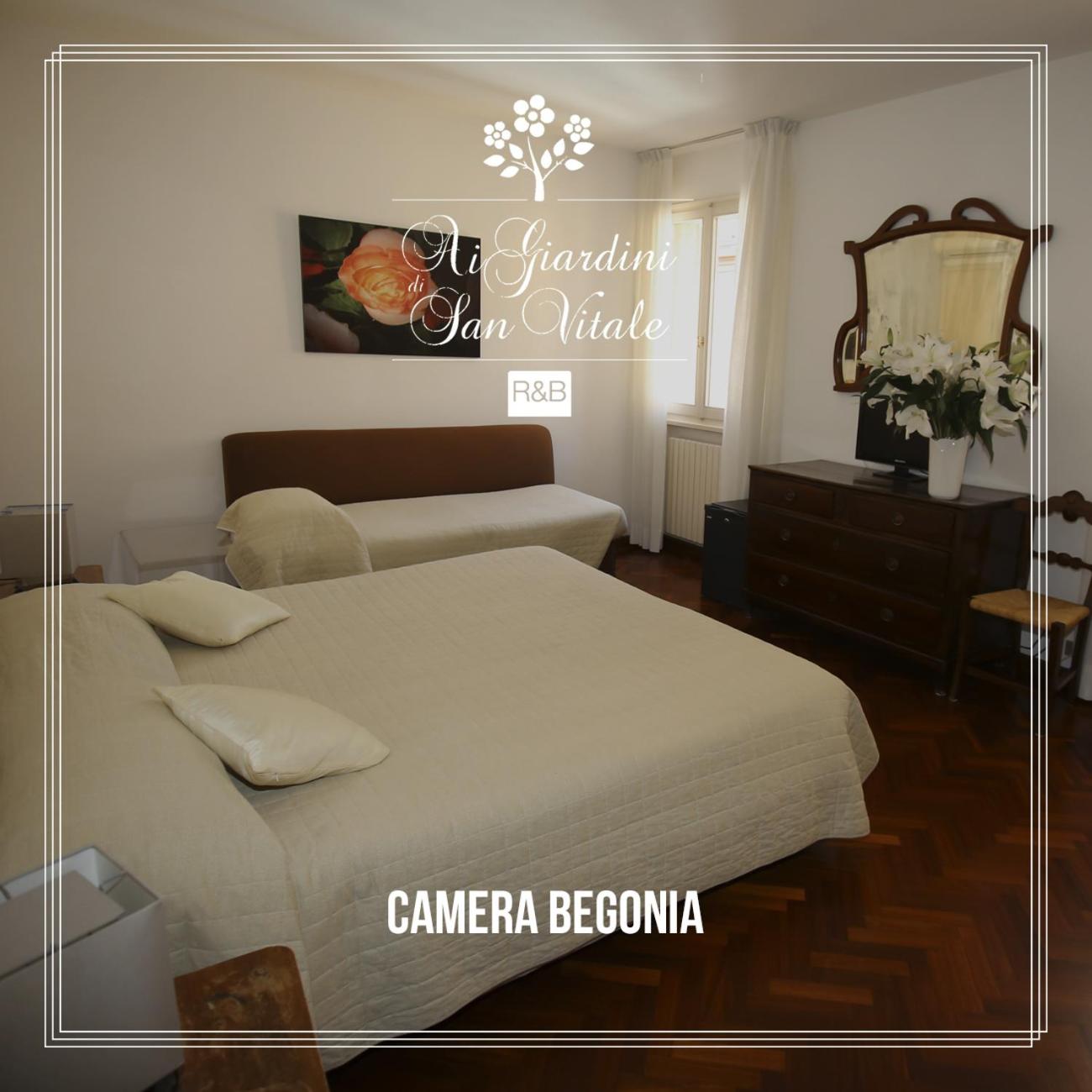 Large Double or Twin Room photo 3