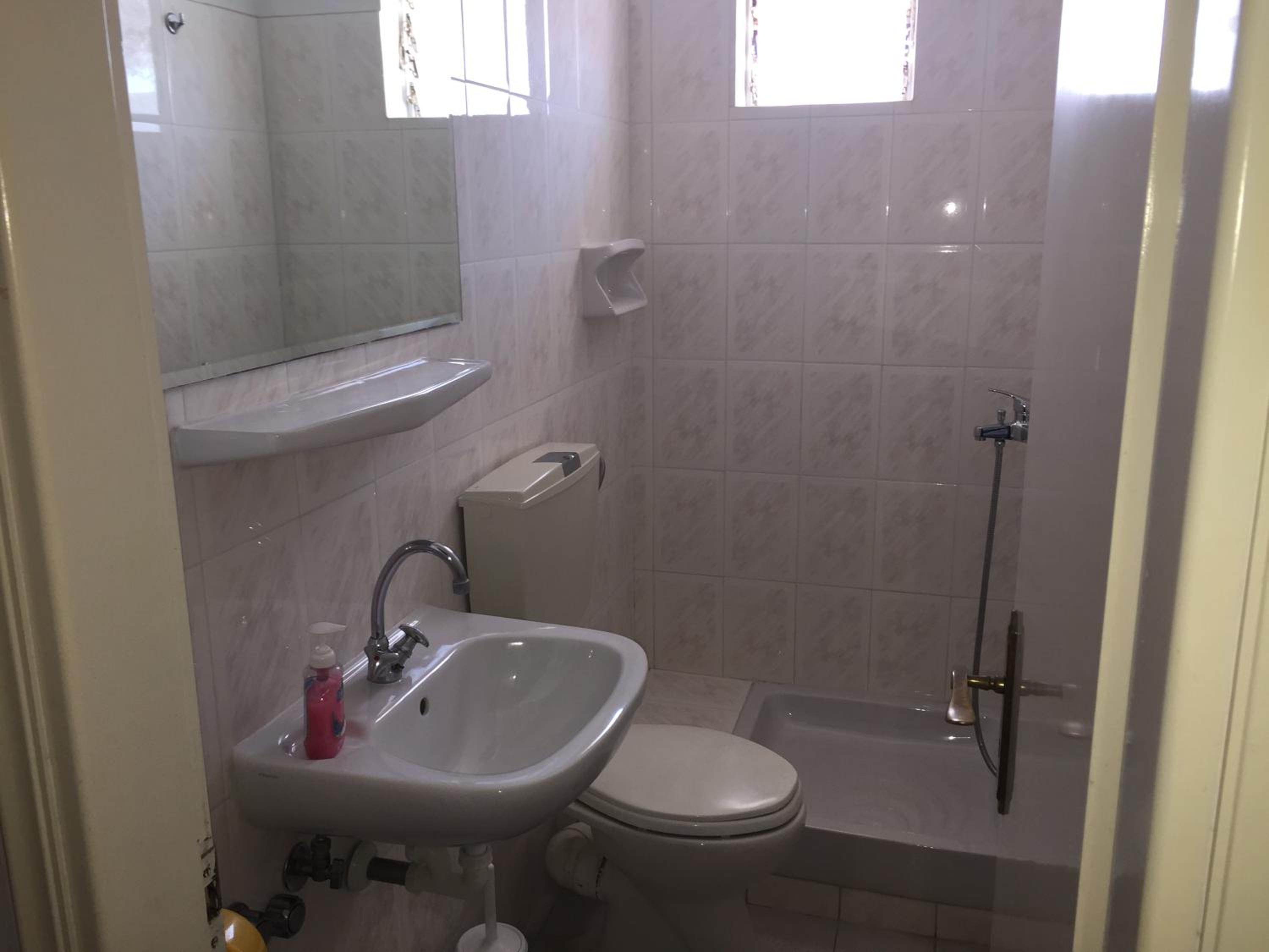 One-Bedroom Apartment (2 Adults) photo 3