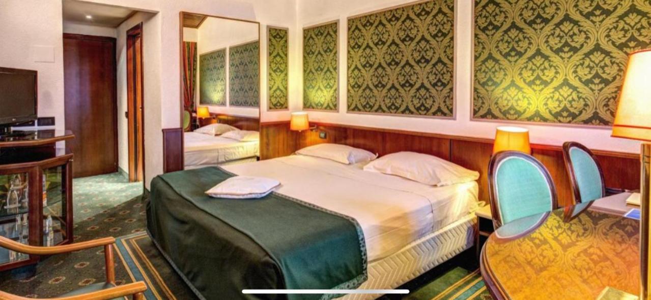 Triple Room - Photo 6