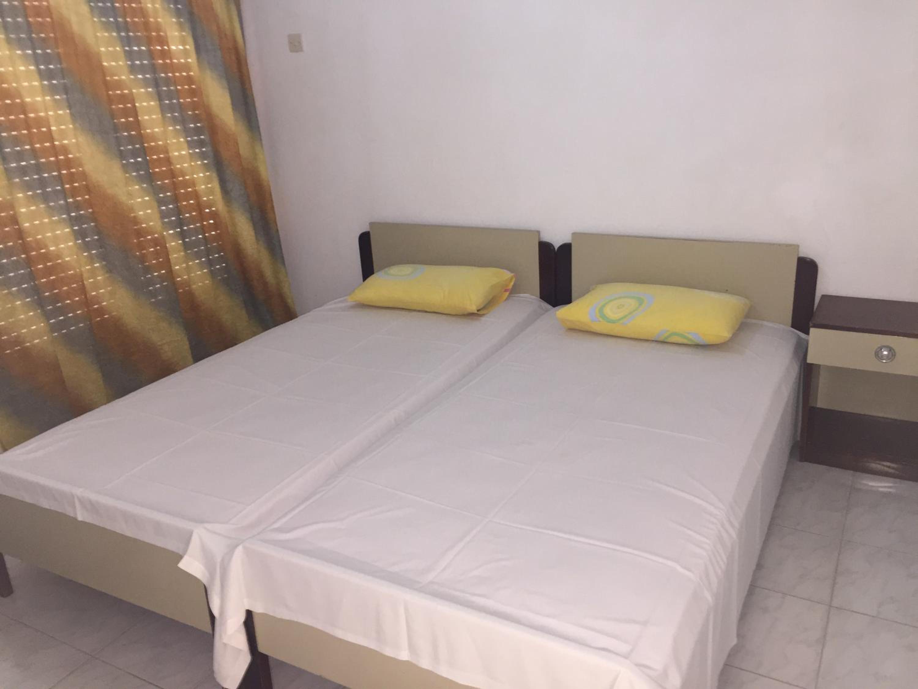 Two-Bedroom Apartment (4-5 Adults) photo 1