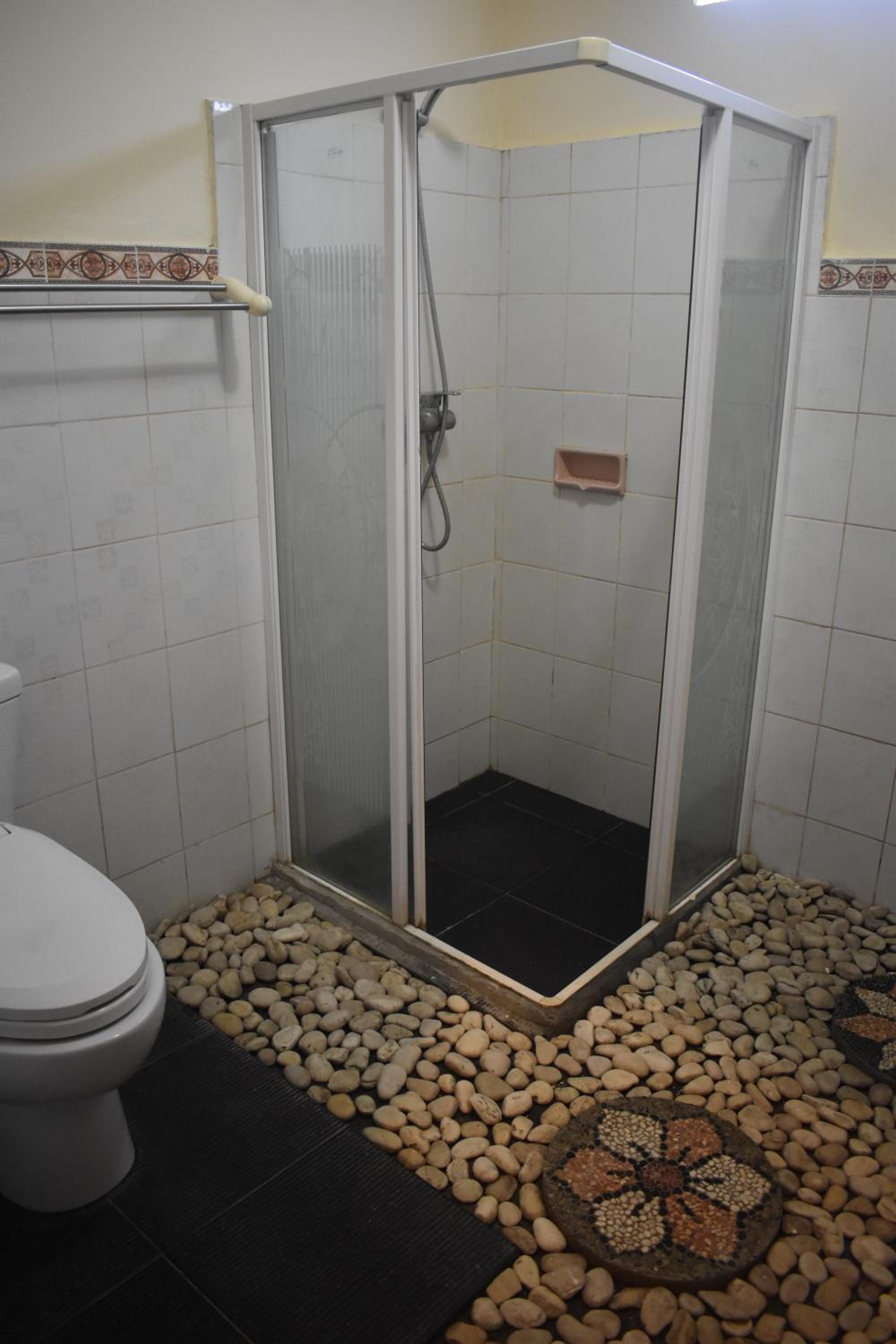 Standard Double Room - Photo 19