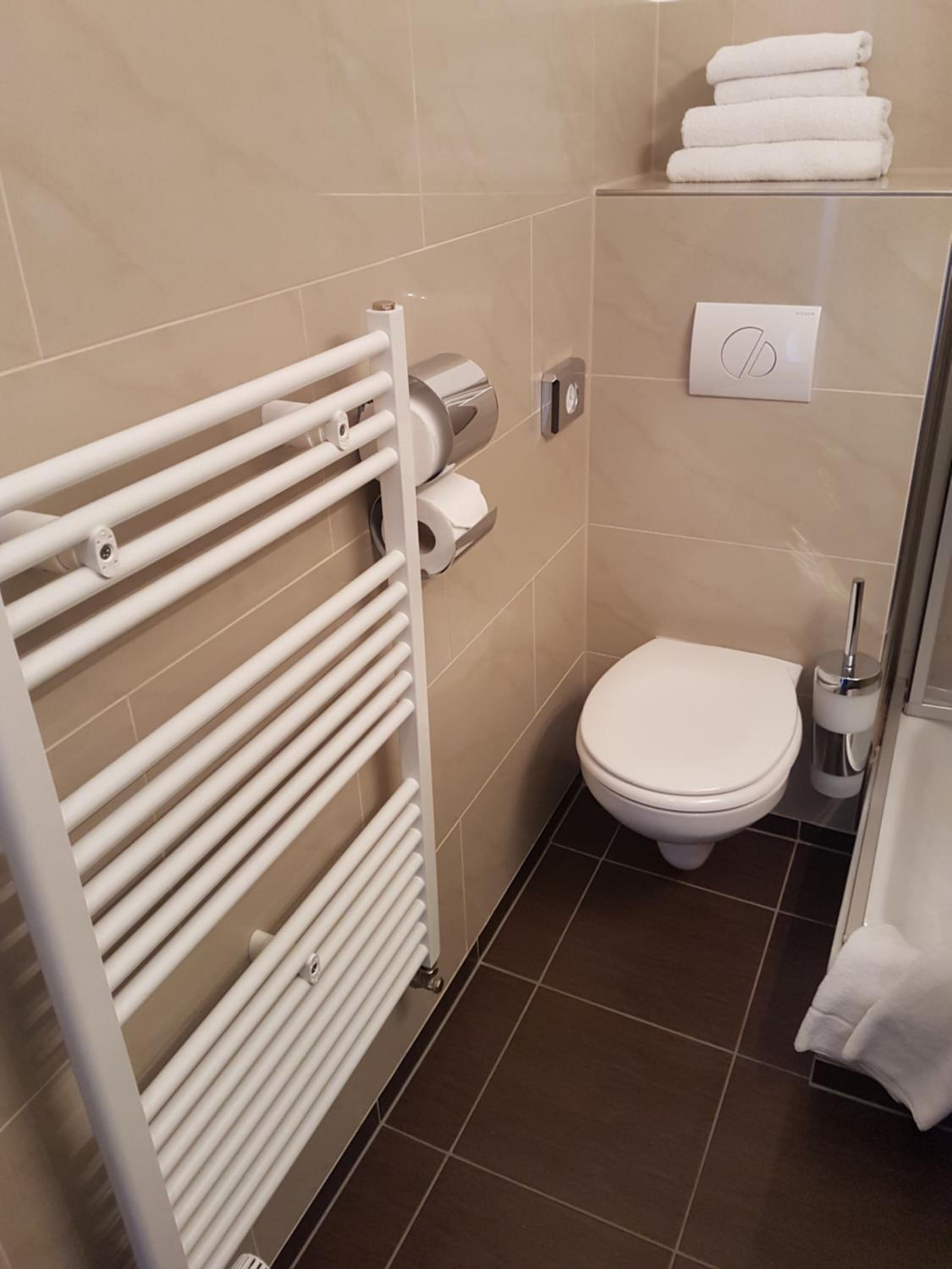 Single Room photo 3