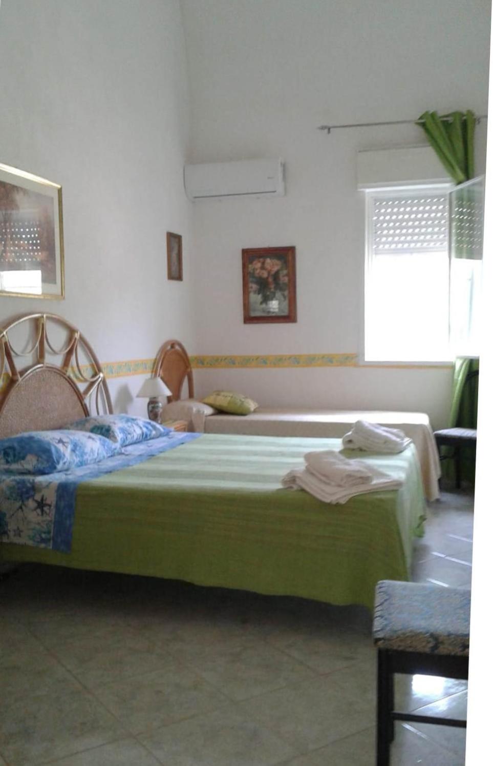 Family Room - Photo 8