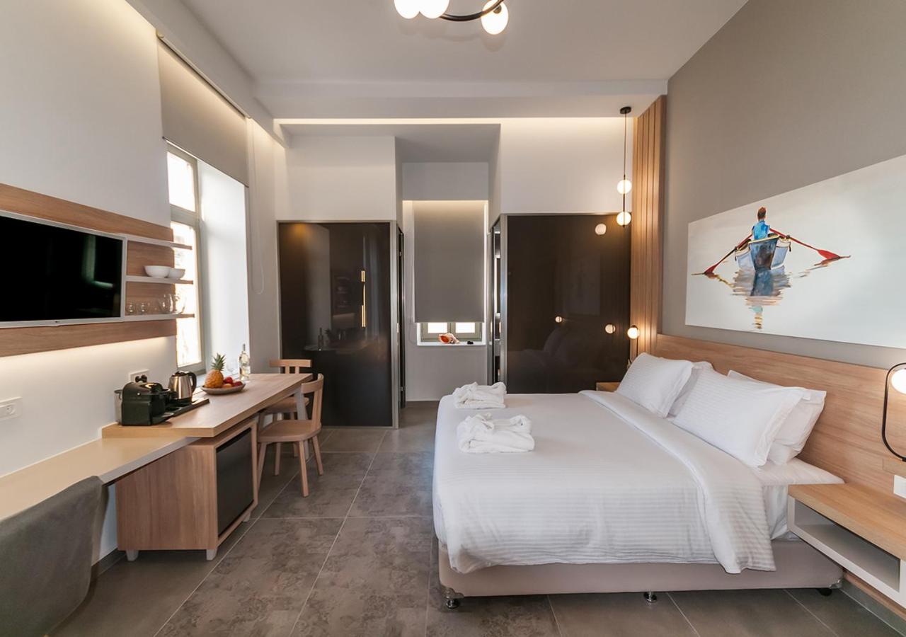 Deluxe Double or Twin Room with Balcony - Photo 1