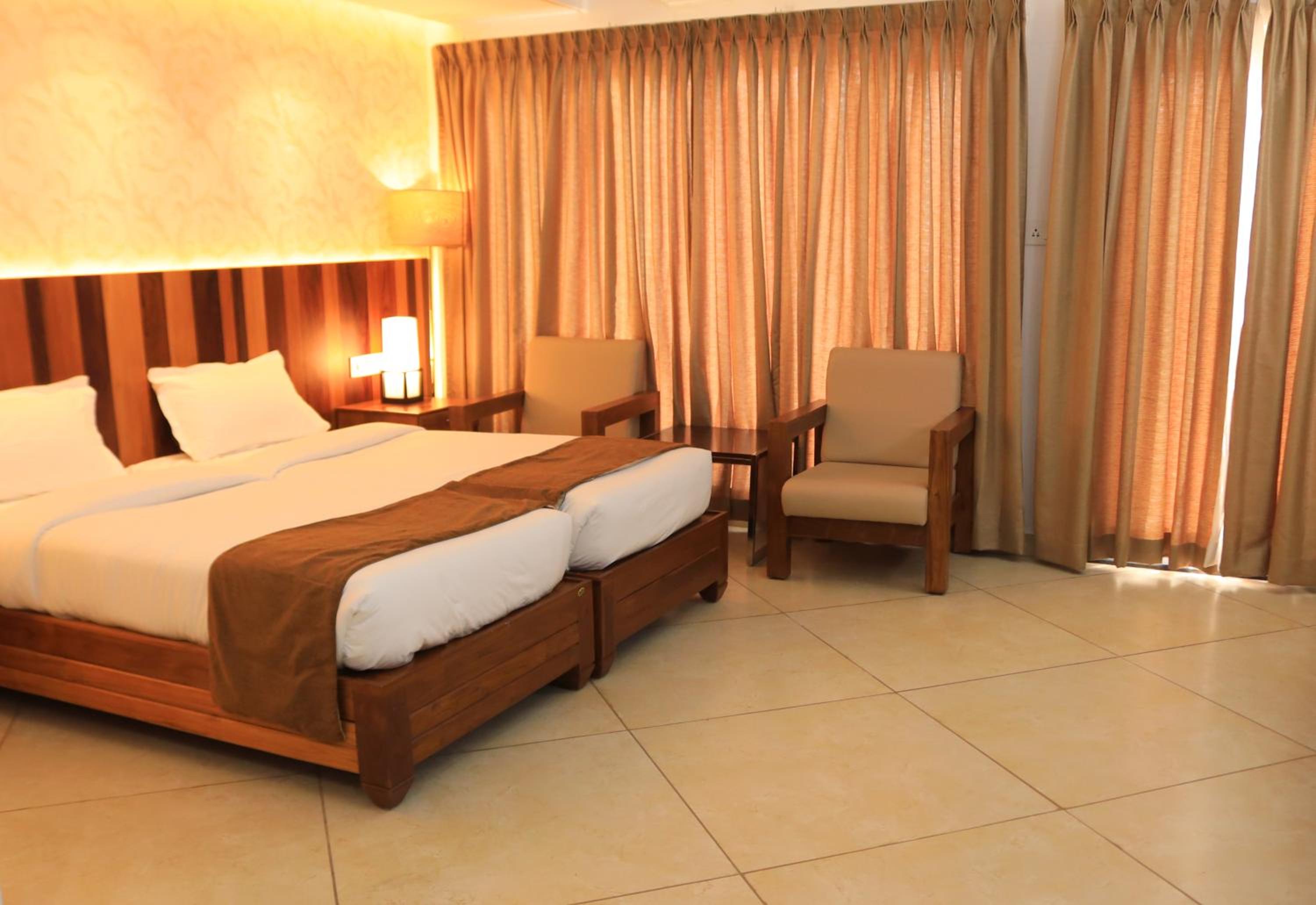 Deluxe Room - Photo 4