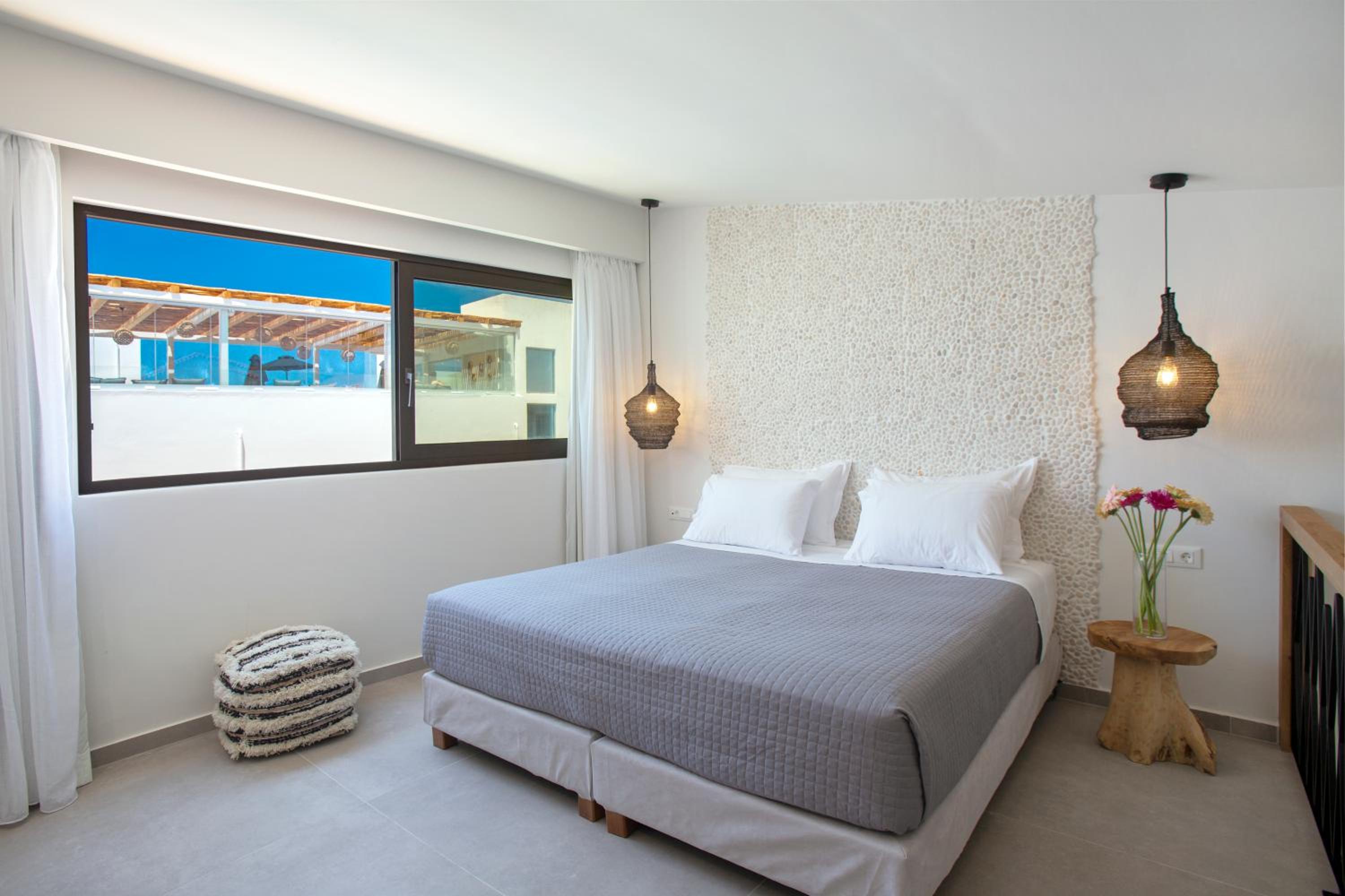 Deluxe Suite, Split Level
