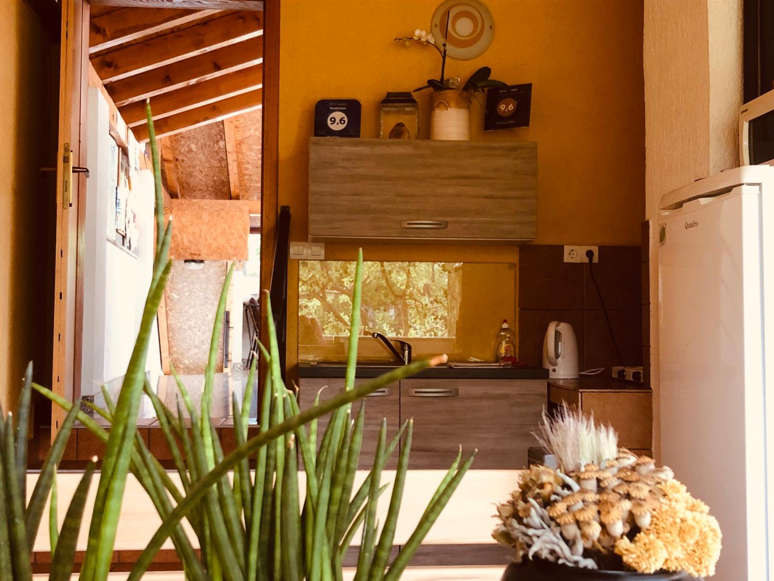 Double Room - Photo 25