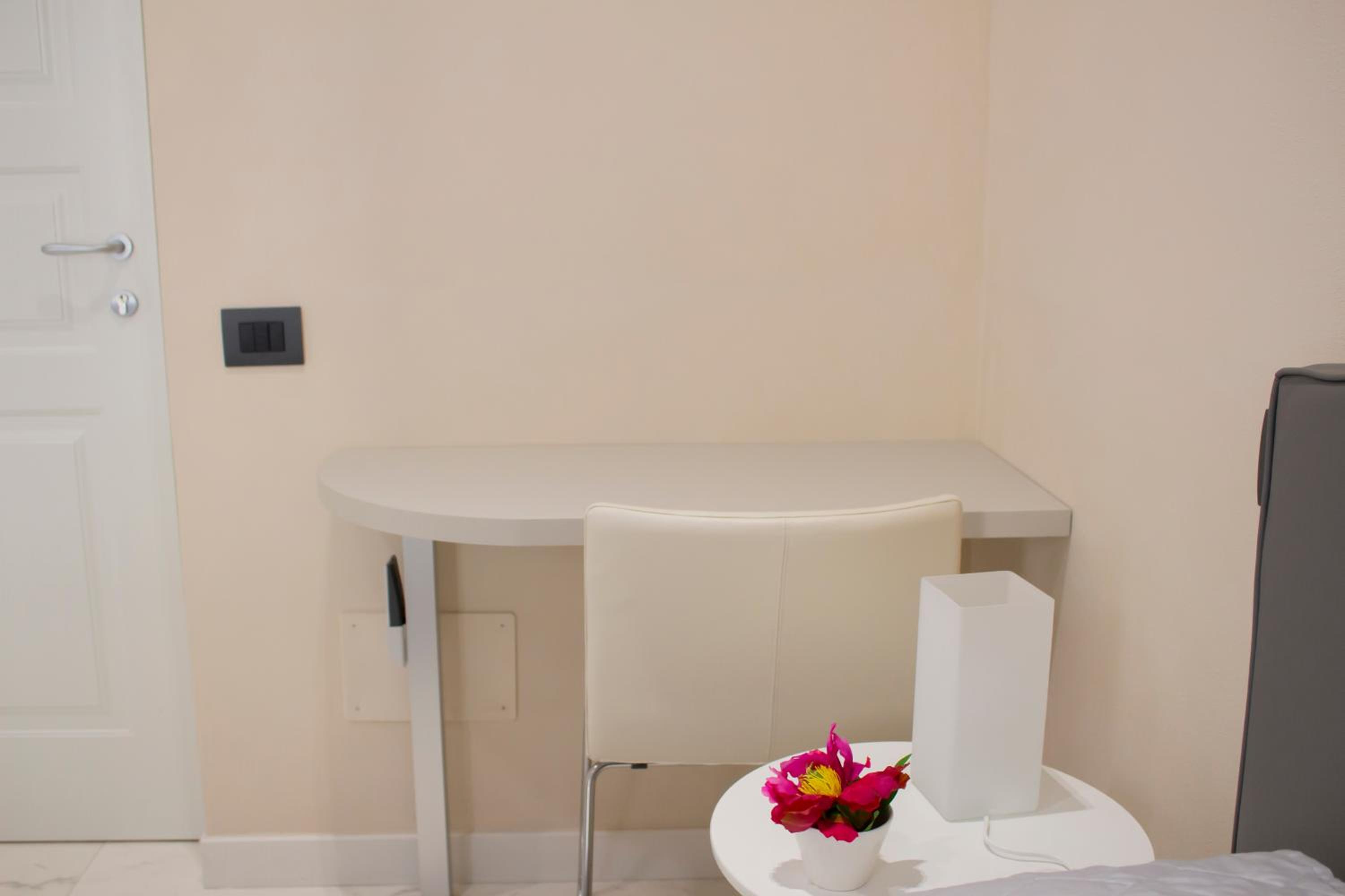Double Room with Terrace - Photo 16