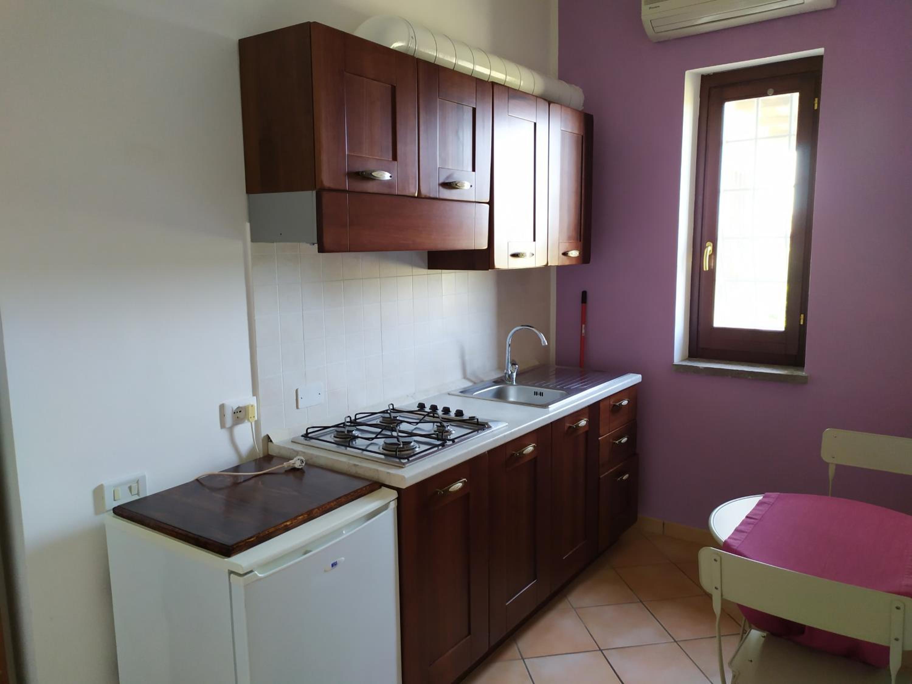 One-Bedroom Apartment - Photo 5