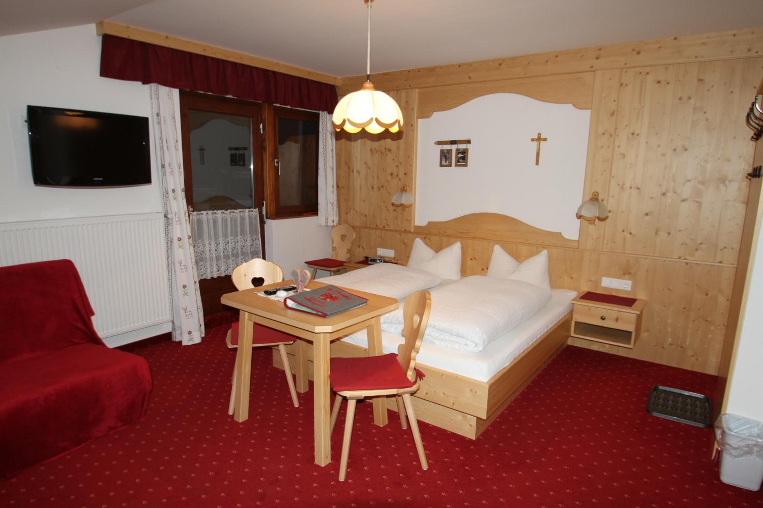 Triple Room with Balcony photo 1