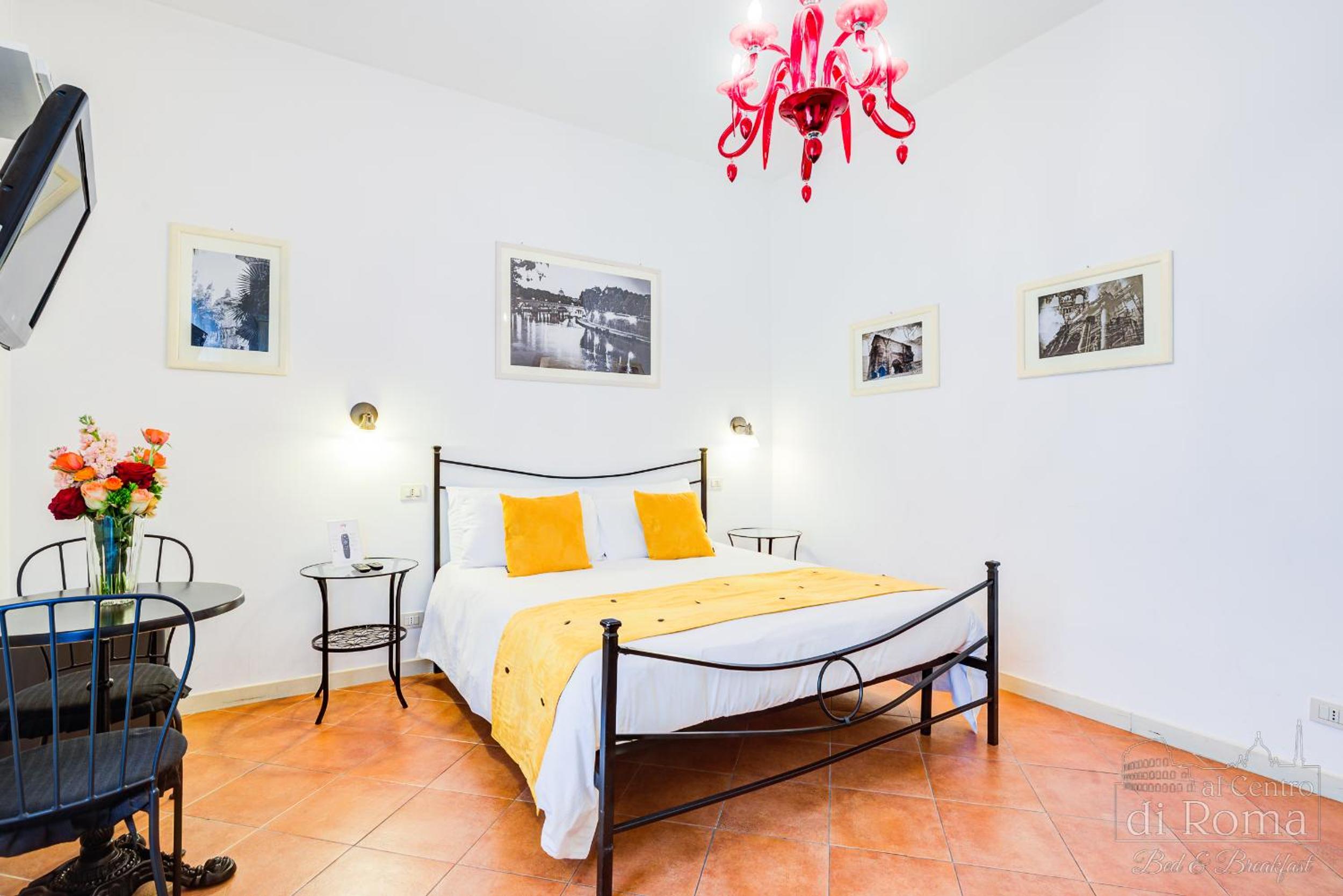 Triple room overlooking the Basilica photo 2