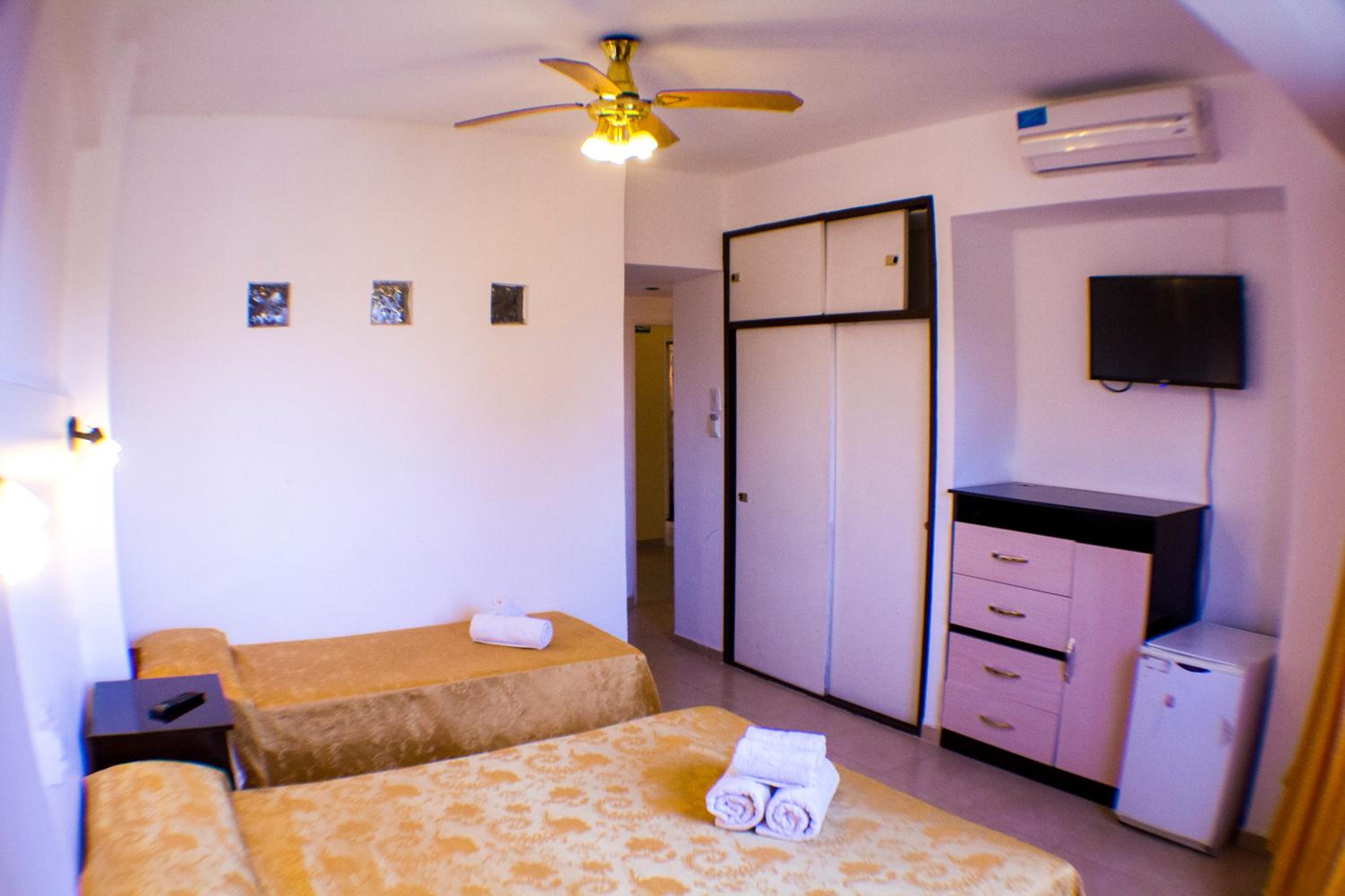 Superior Triple Room photo 2