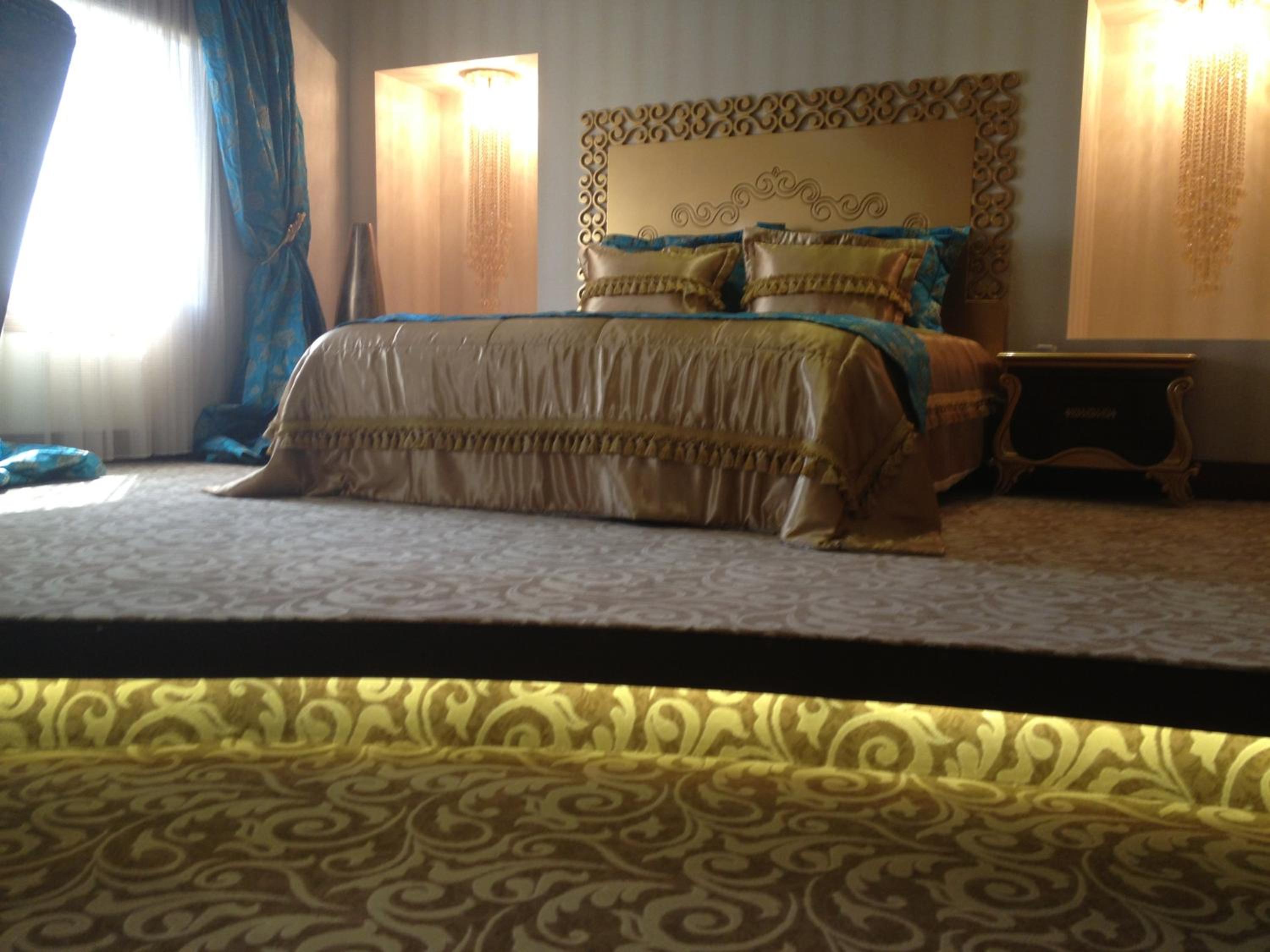King Suite with Spa Bath