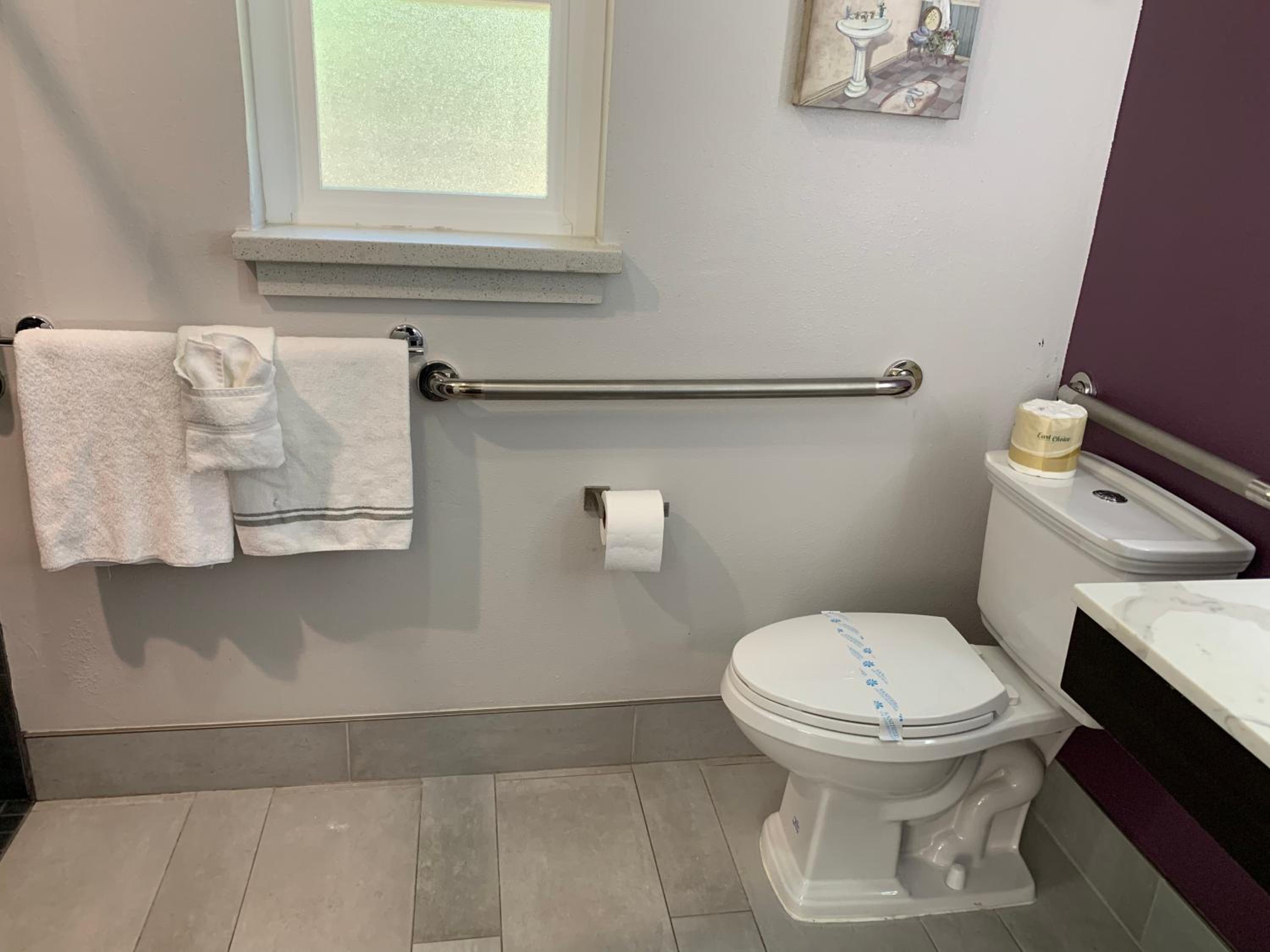 Queen Room - Disability Access/Non-Smoking - Photo 3