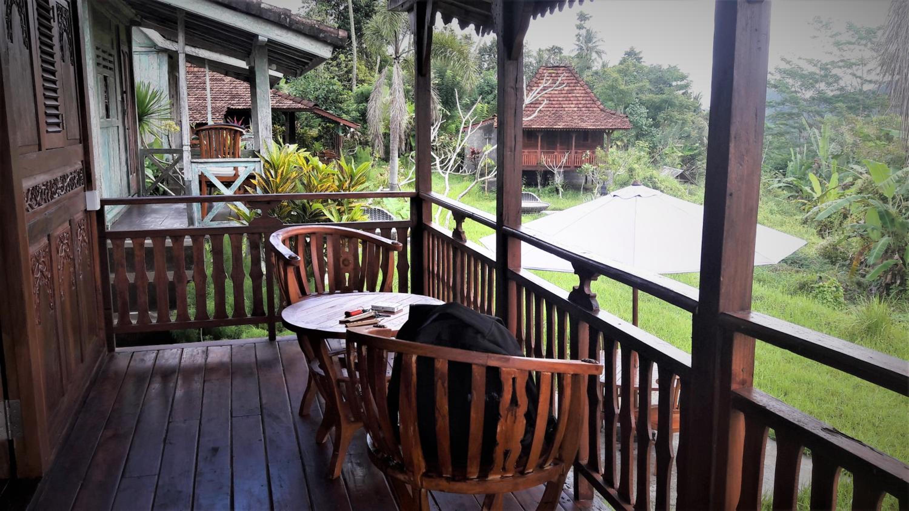 Bungalow with Fan - Photo 9