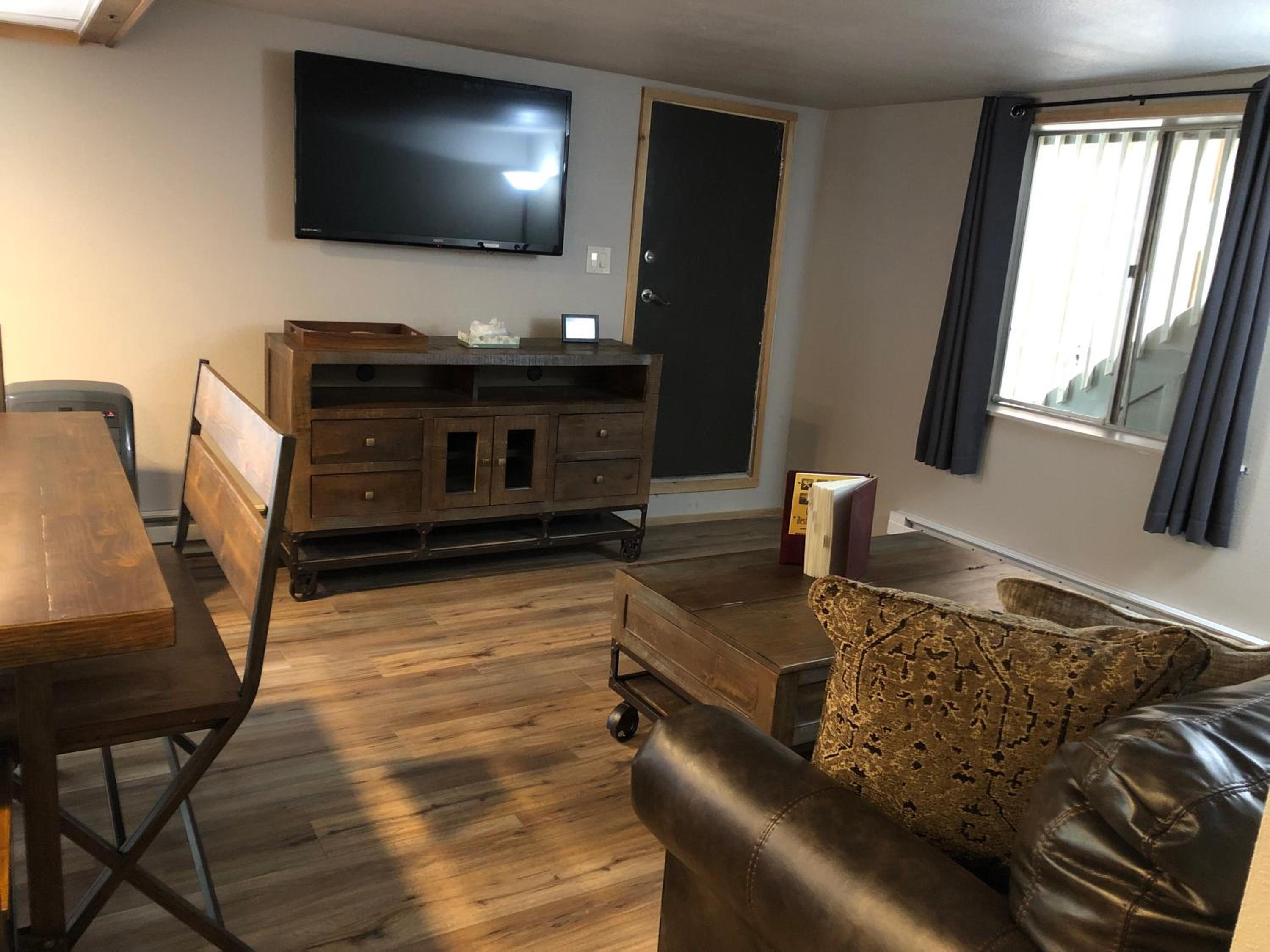 Two-Bedroom Suite photo 1