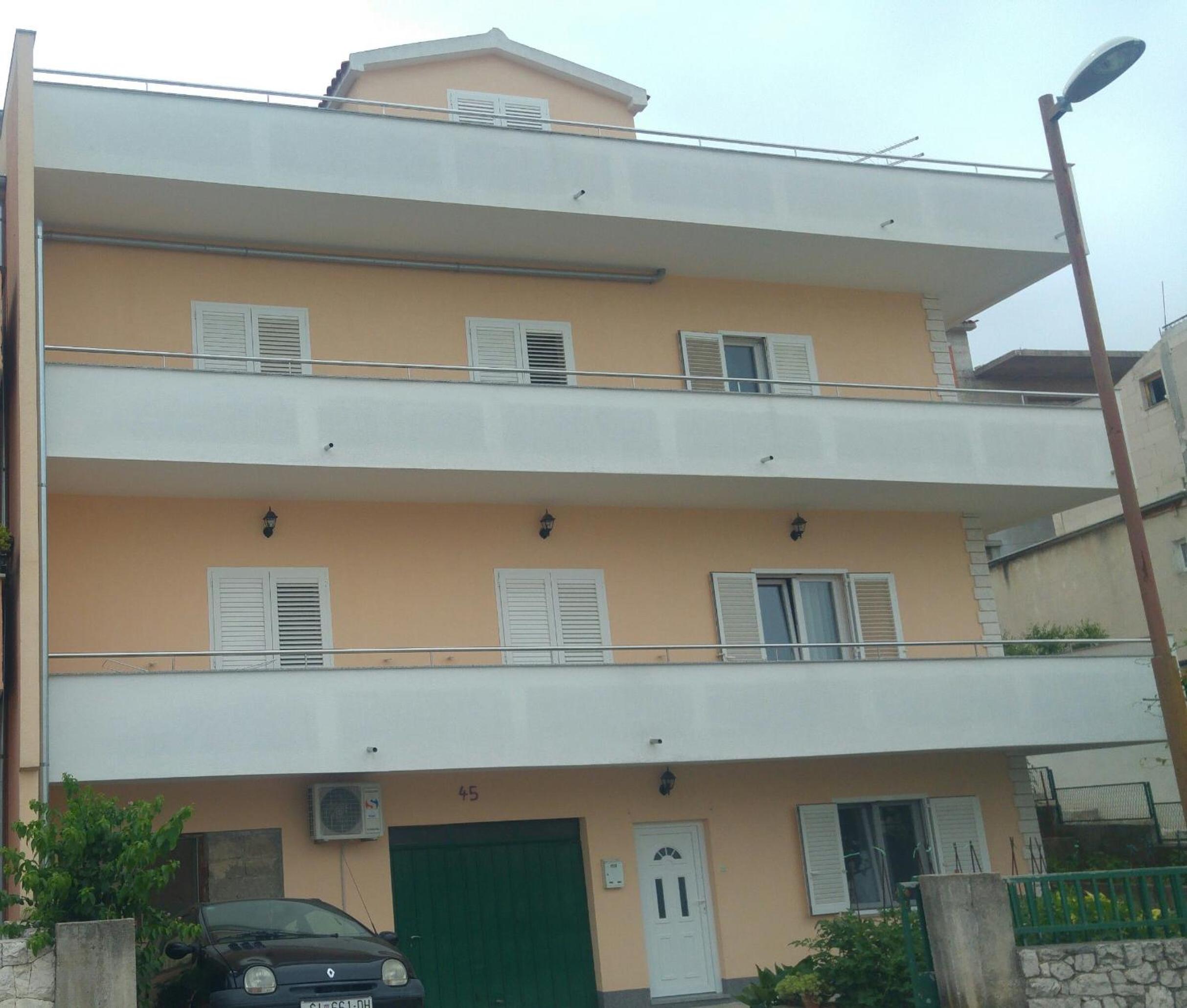 Two-Bedroom Apartment - Photo 12