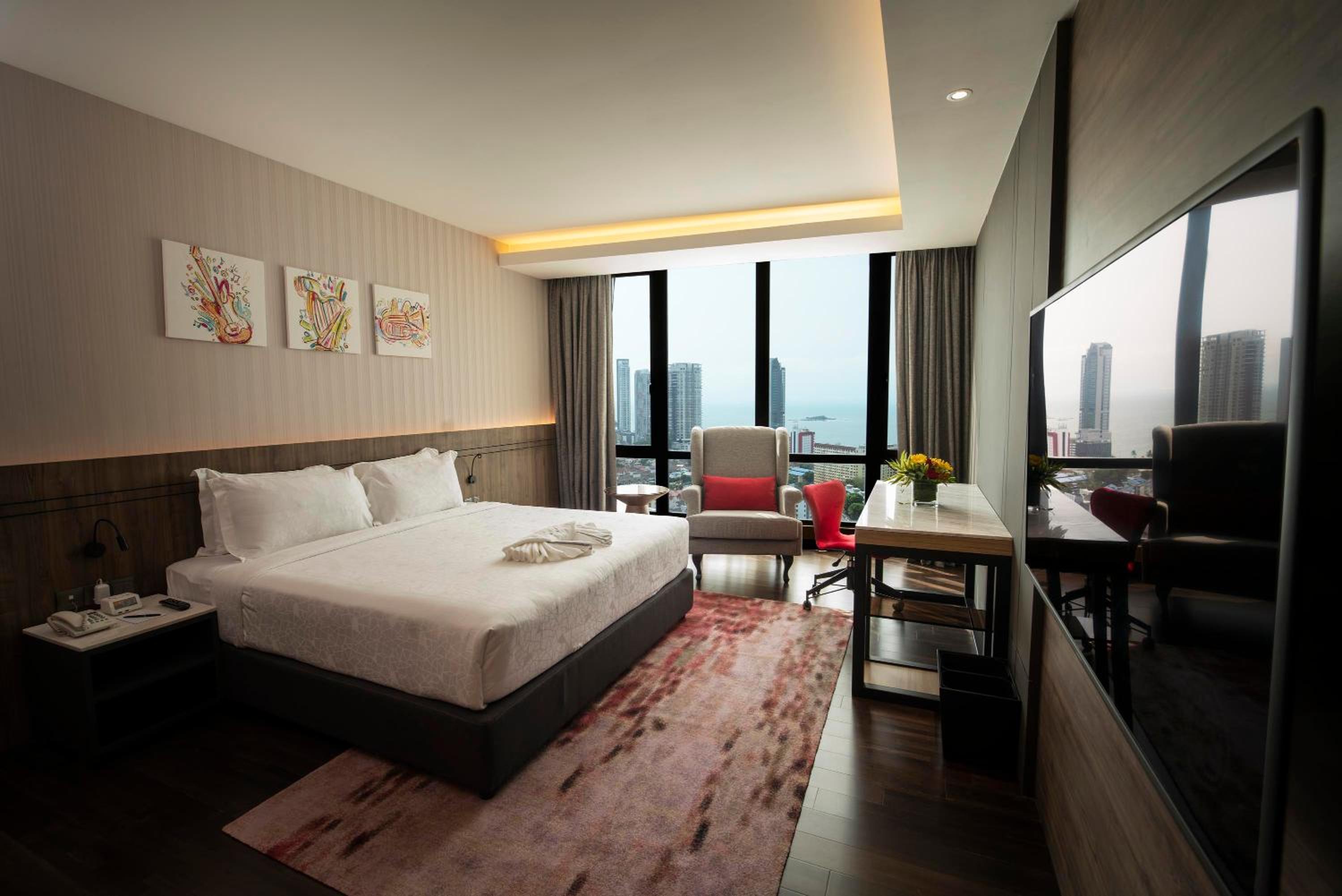 Deluxe Twin Room with Bathtub - Photo 2