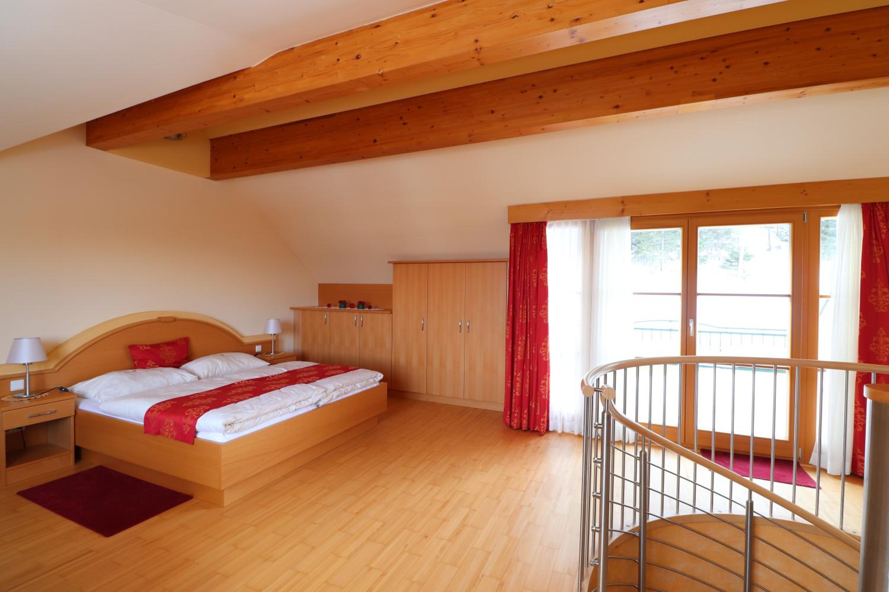 Junior Suite with Balcony photo 1