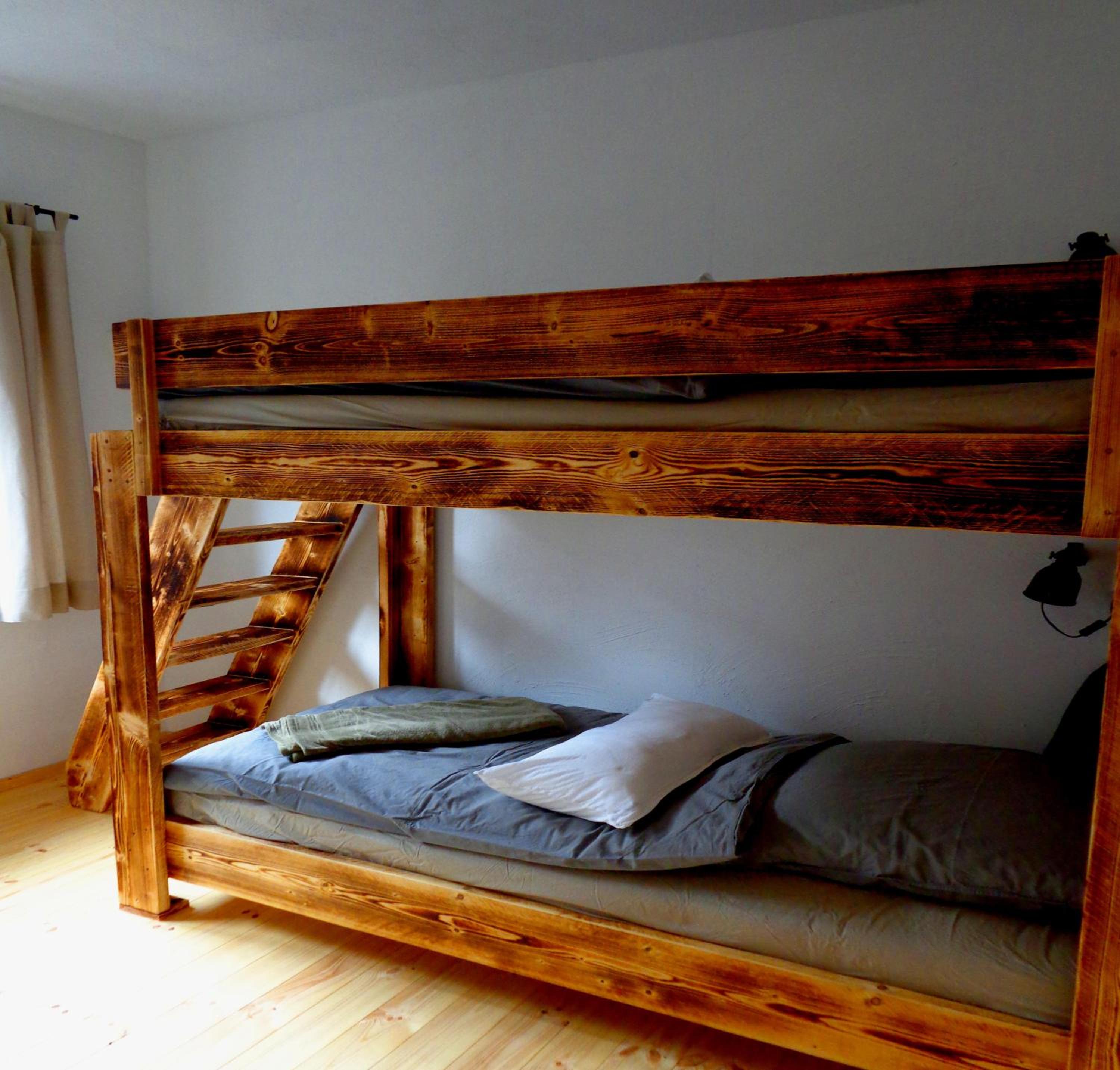 Apartment with Balcony - Photo 35
