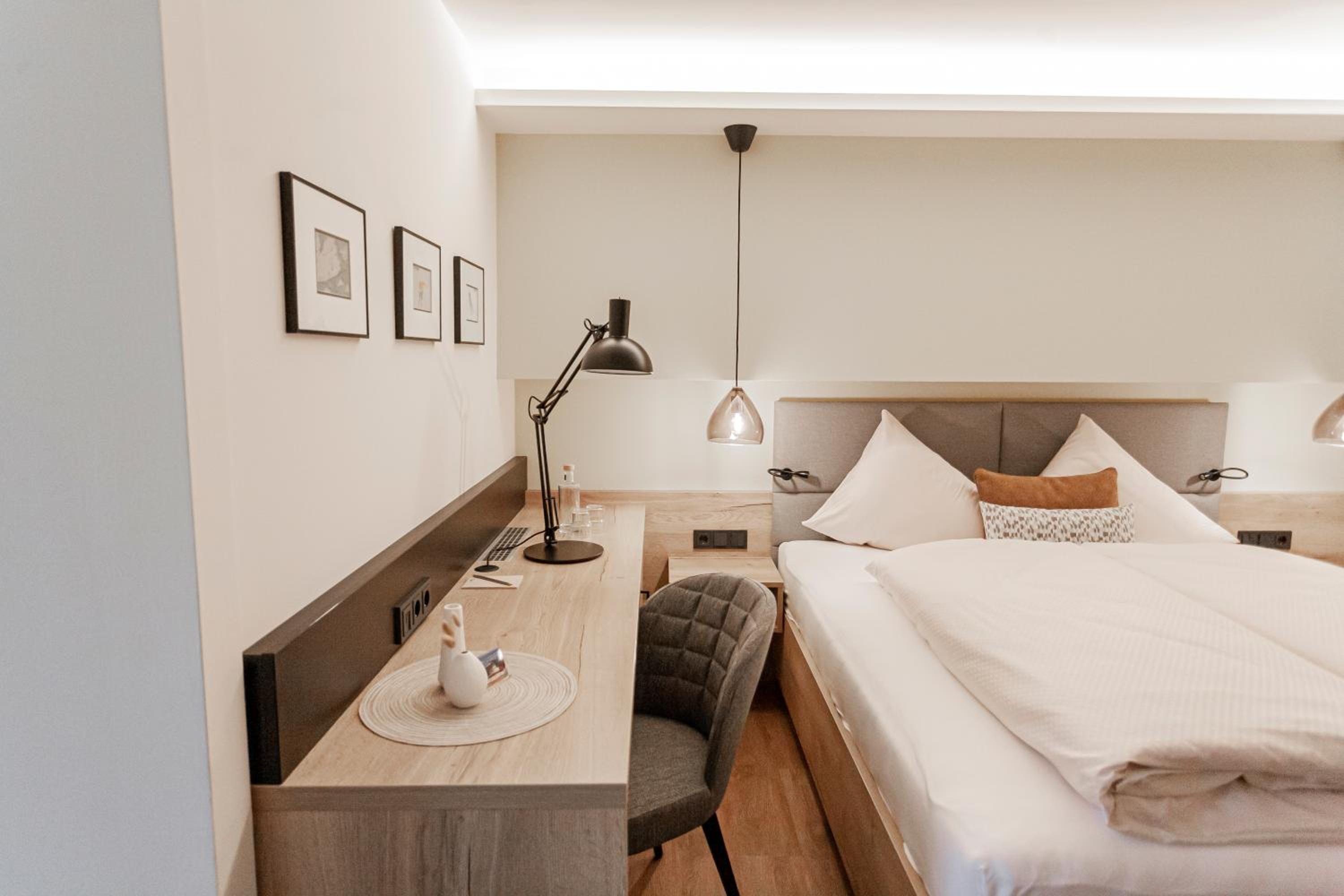 Double Room - Photo 1
