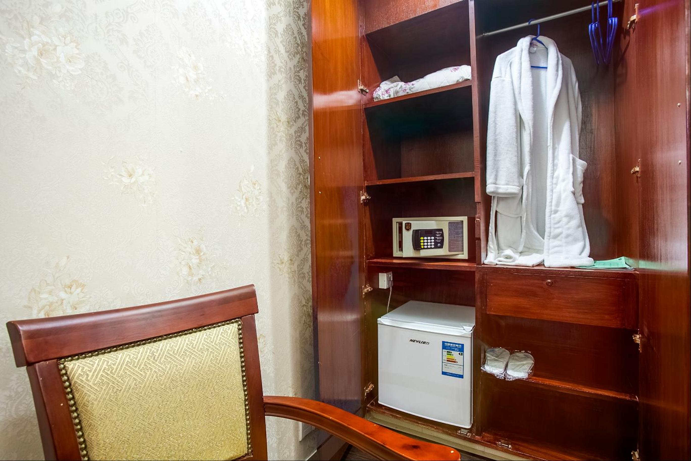 Superior Single Room