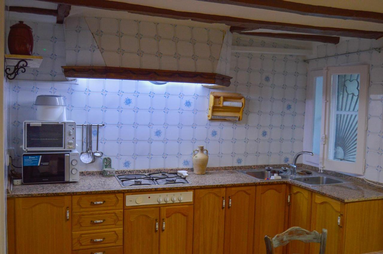 Four-Bedroom House photo 2