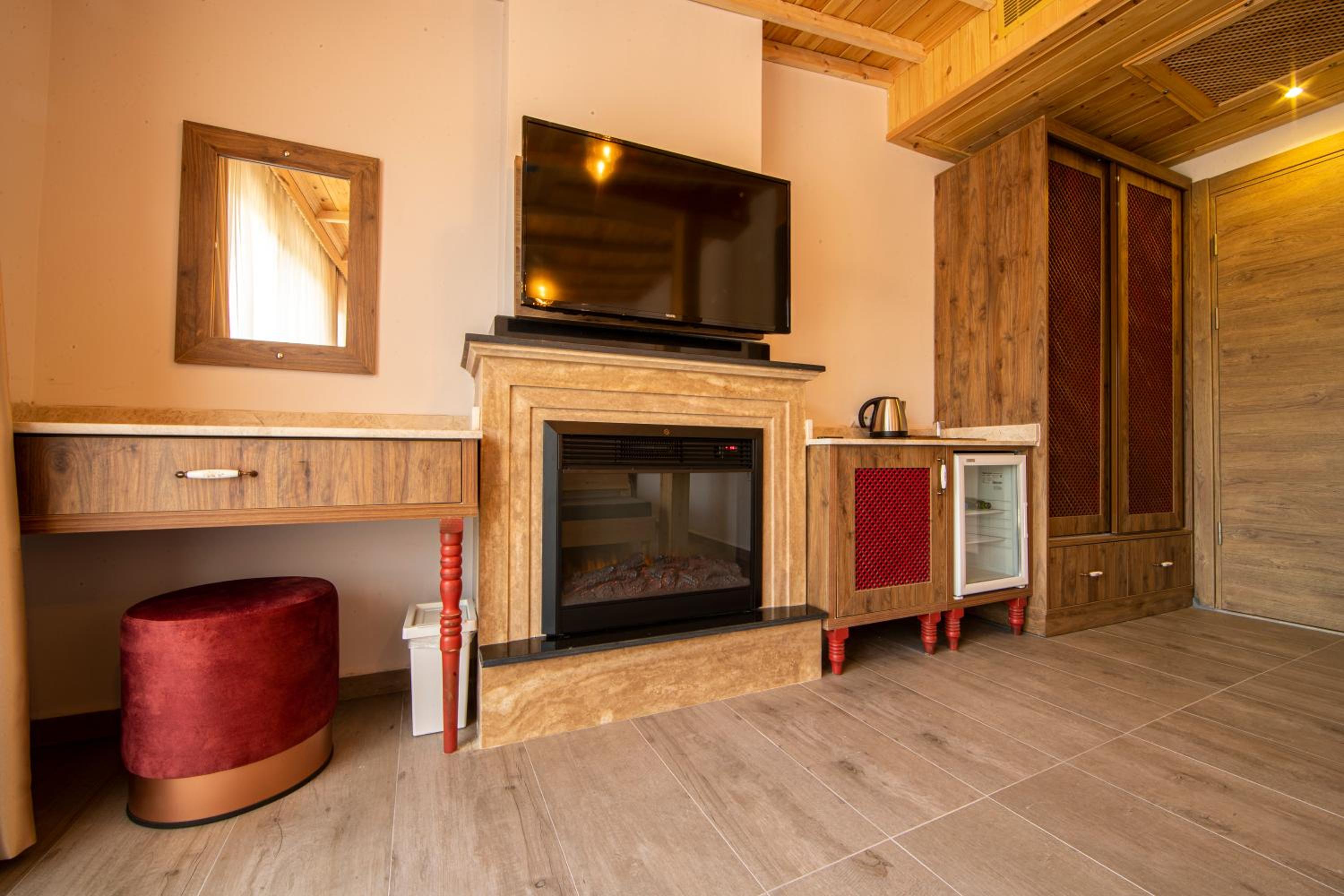 Queen Room with Balcony