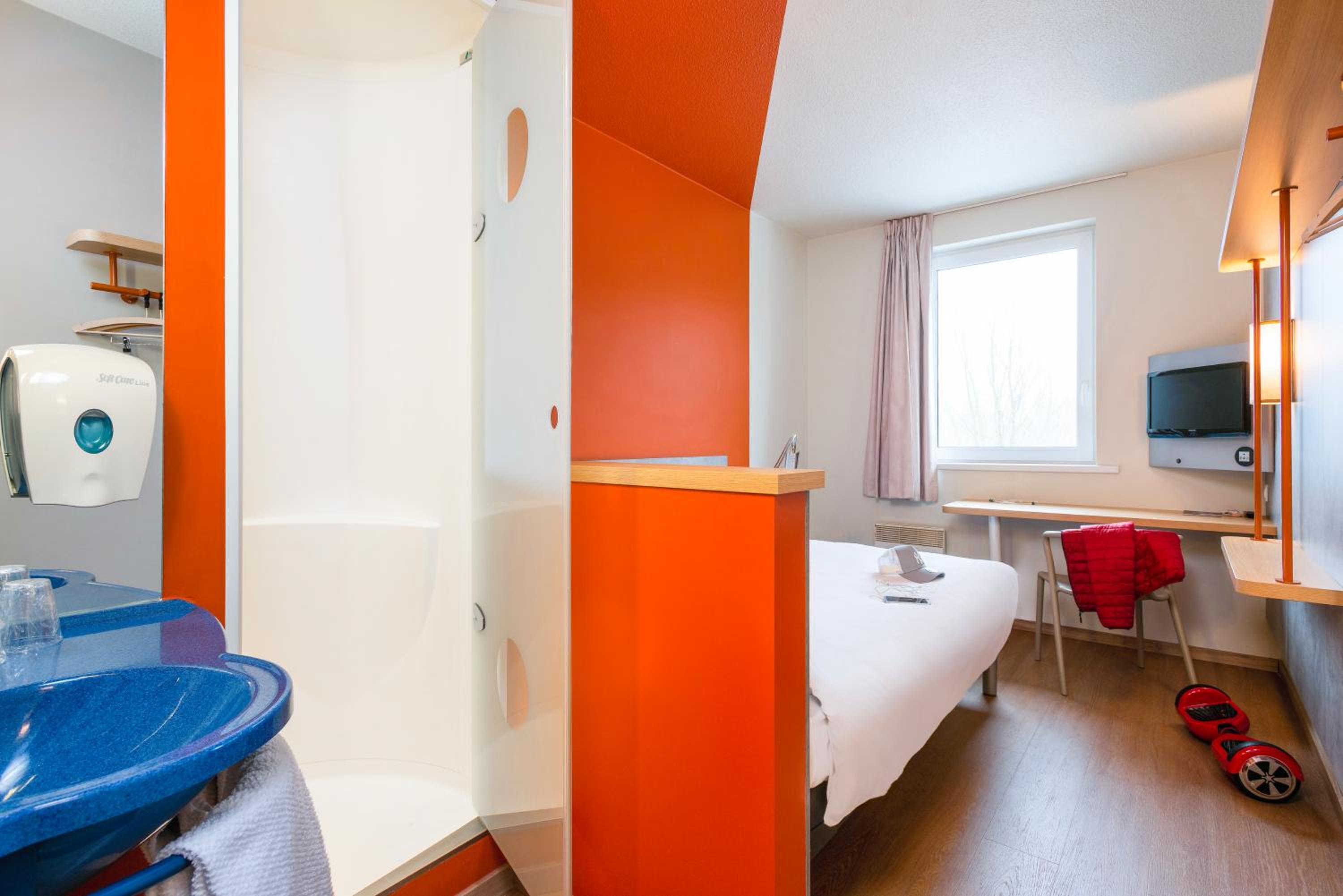 Standard Double Room - Photo 4