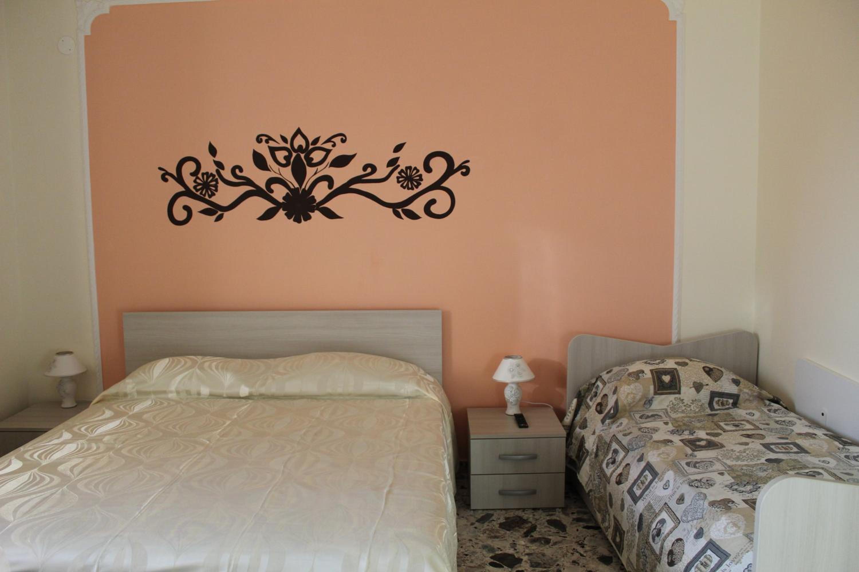 Family Room with Private Bathroom photo 1