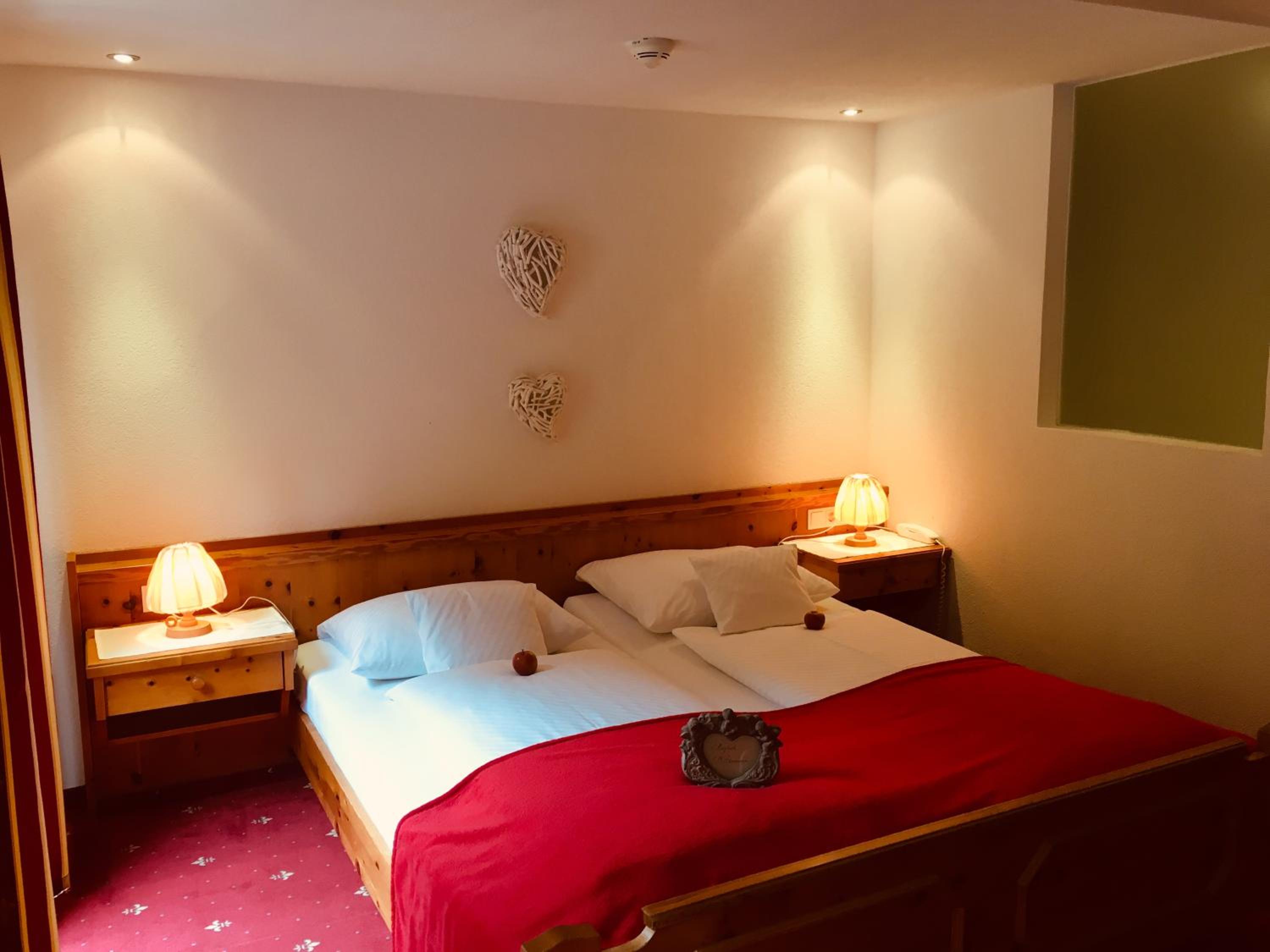 Standard Double or Twin Room photo 3