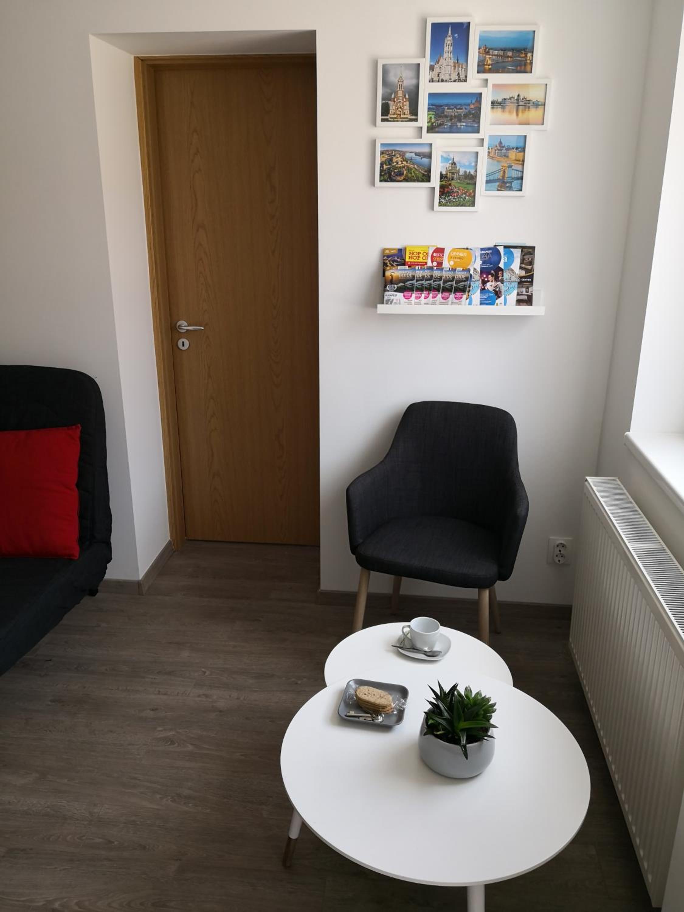 One-Bedroom Apartment - Ground Floor - Photo 6