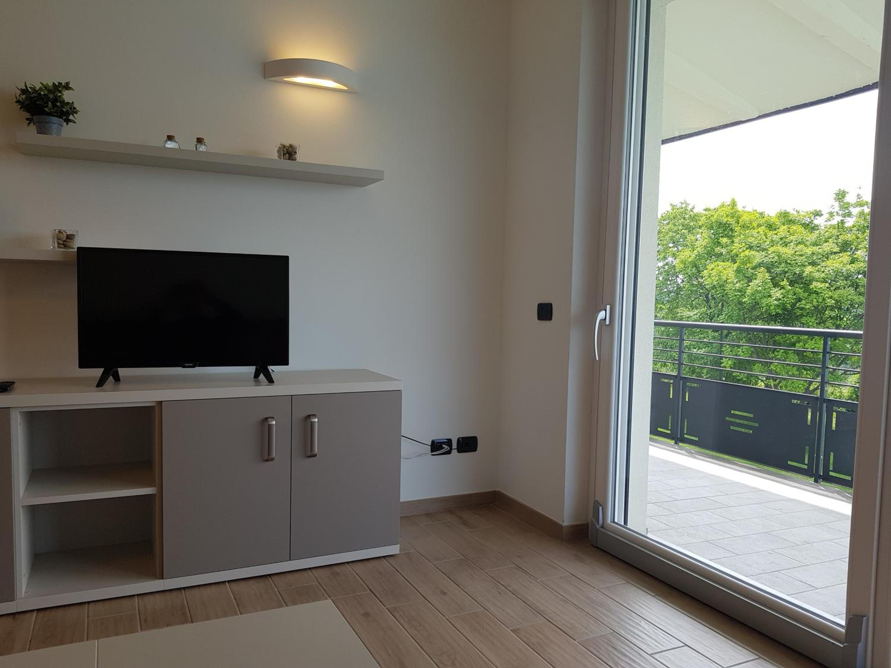Apartment with Pool View  photo 2