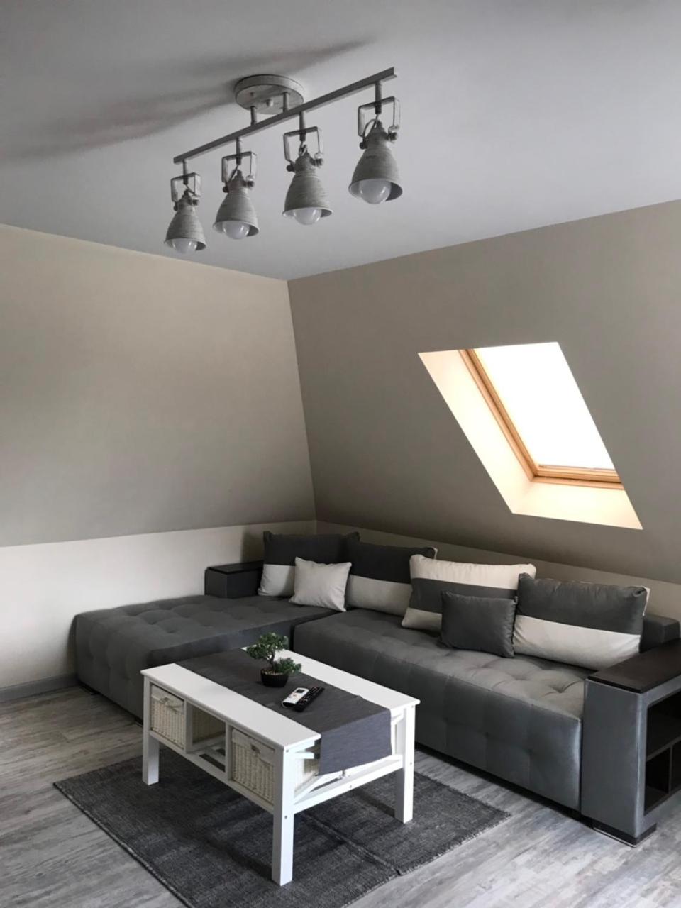 One-Bedroom Apartment - Photo 6