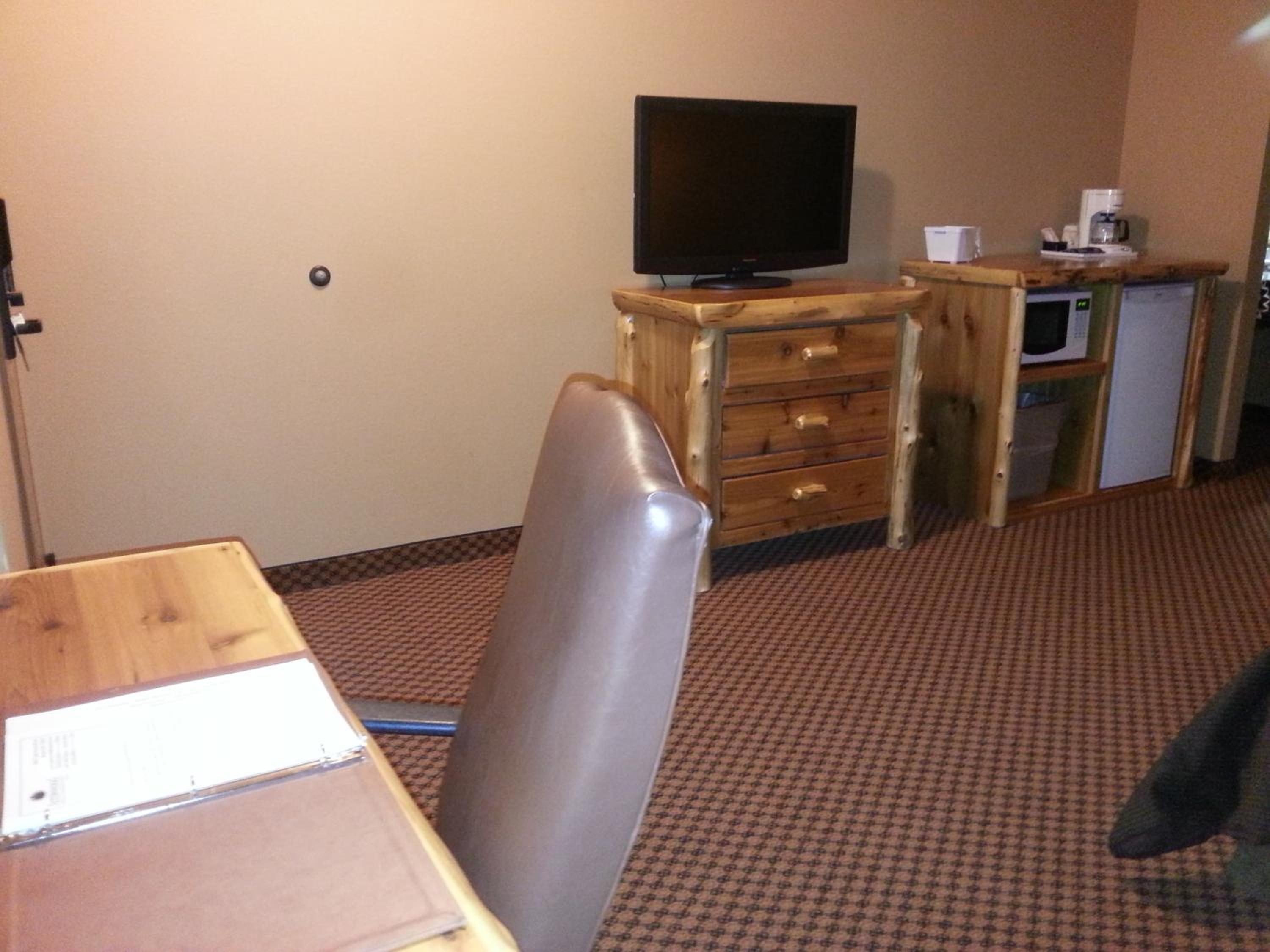 King Suite - Photo 3