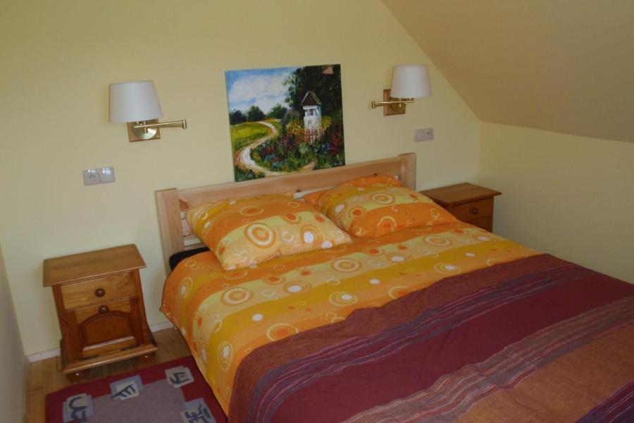 Family Room with Private Bathroom photo 3