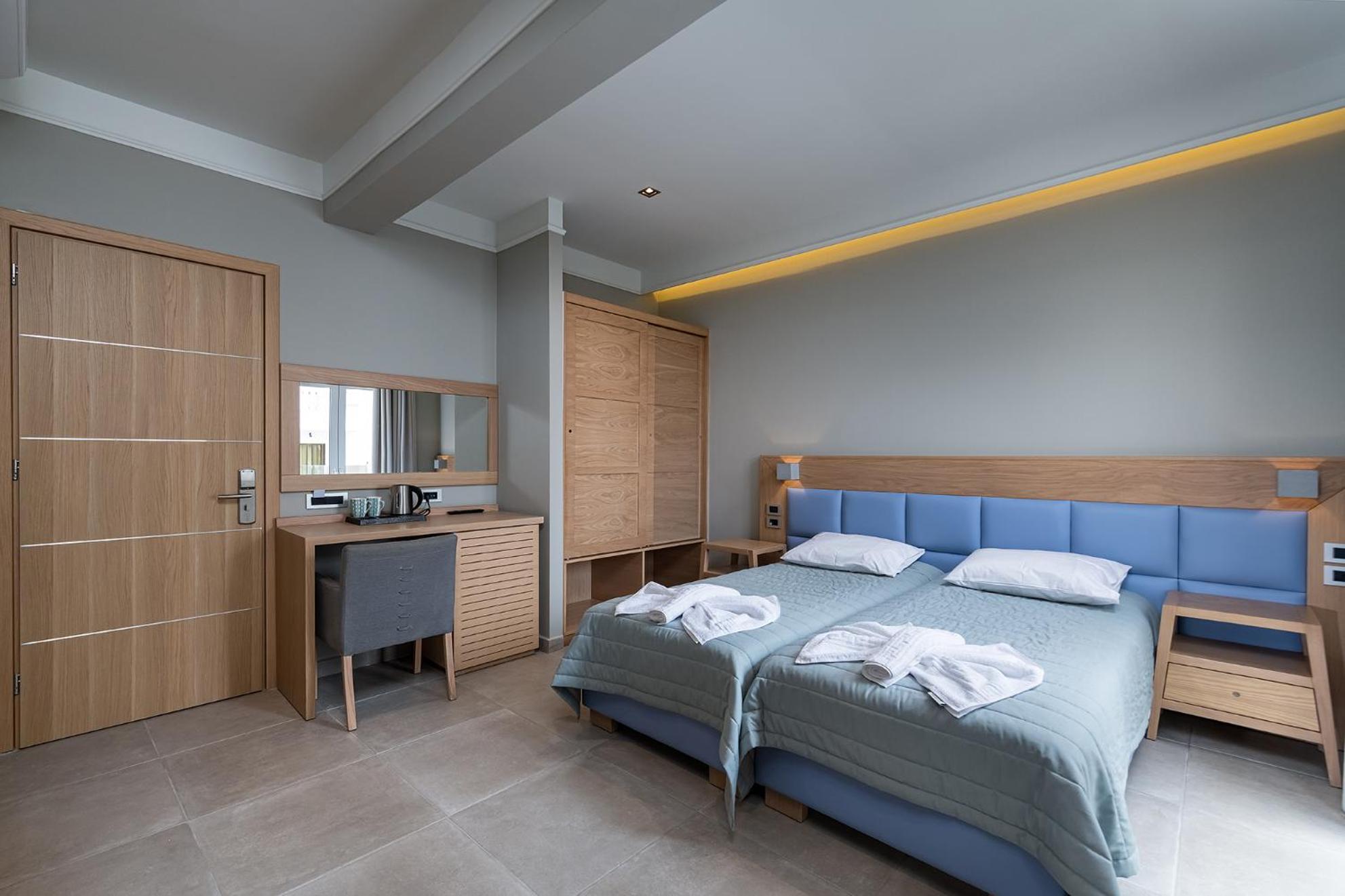 Twin Room with Balcony