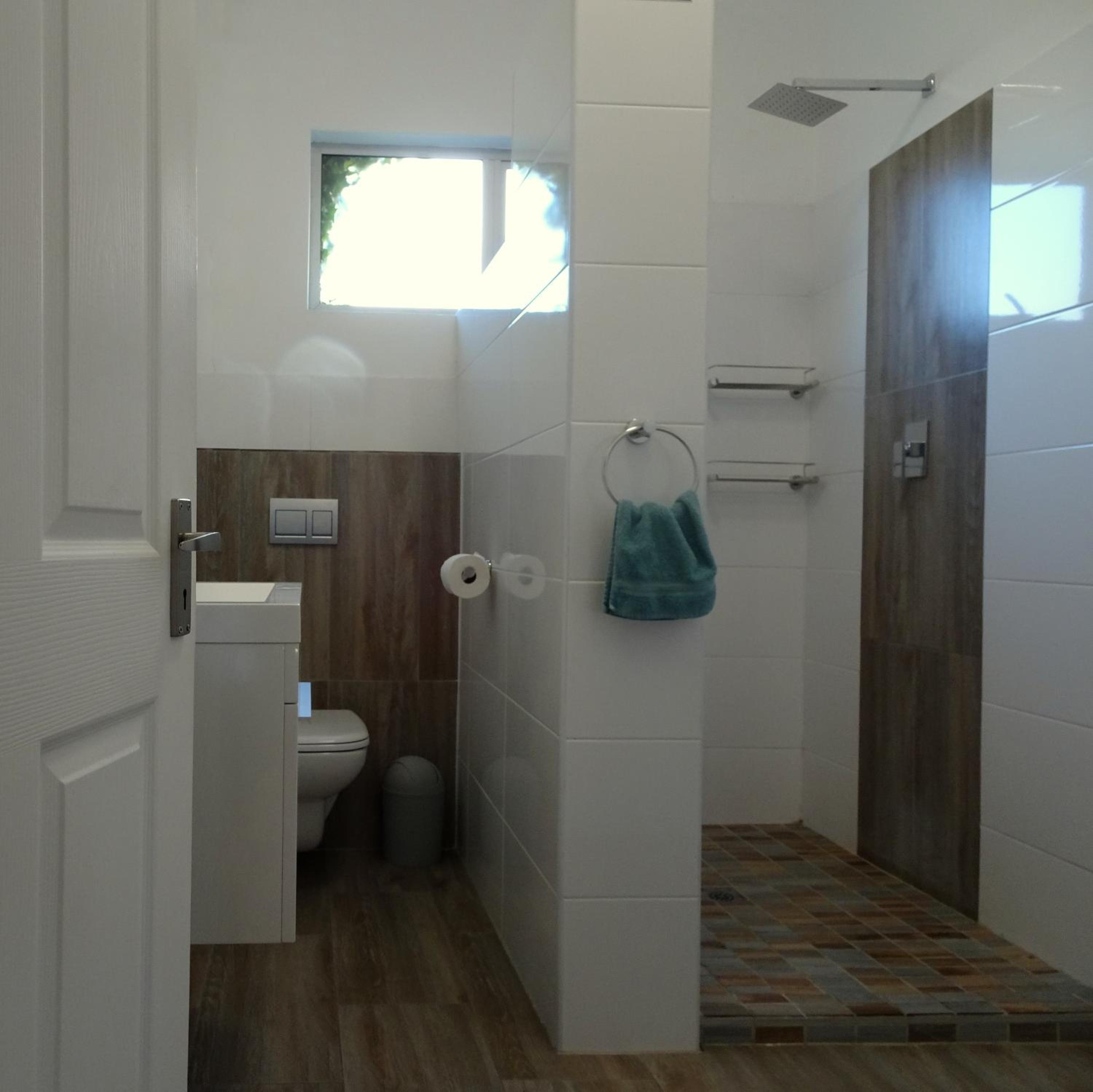 Two-Bedroom House photo 3