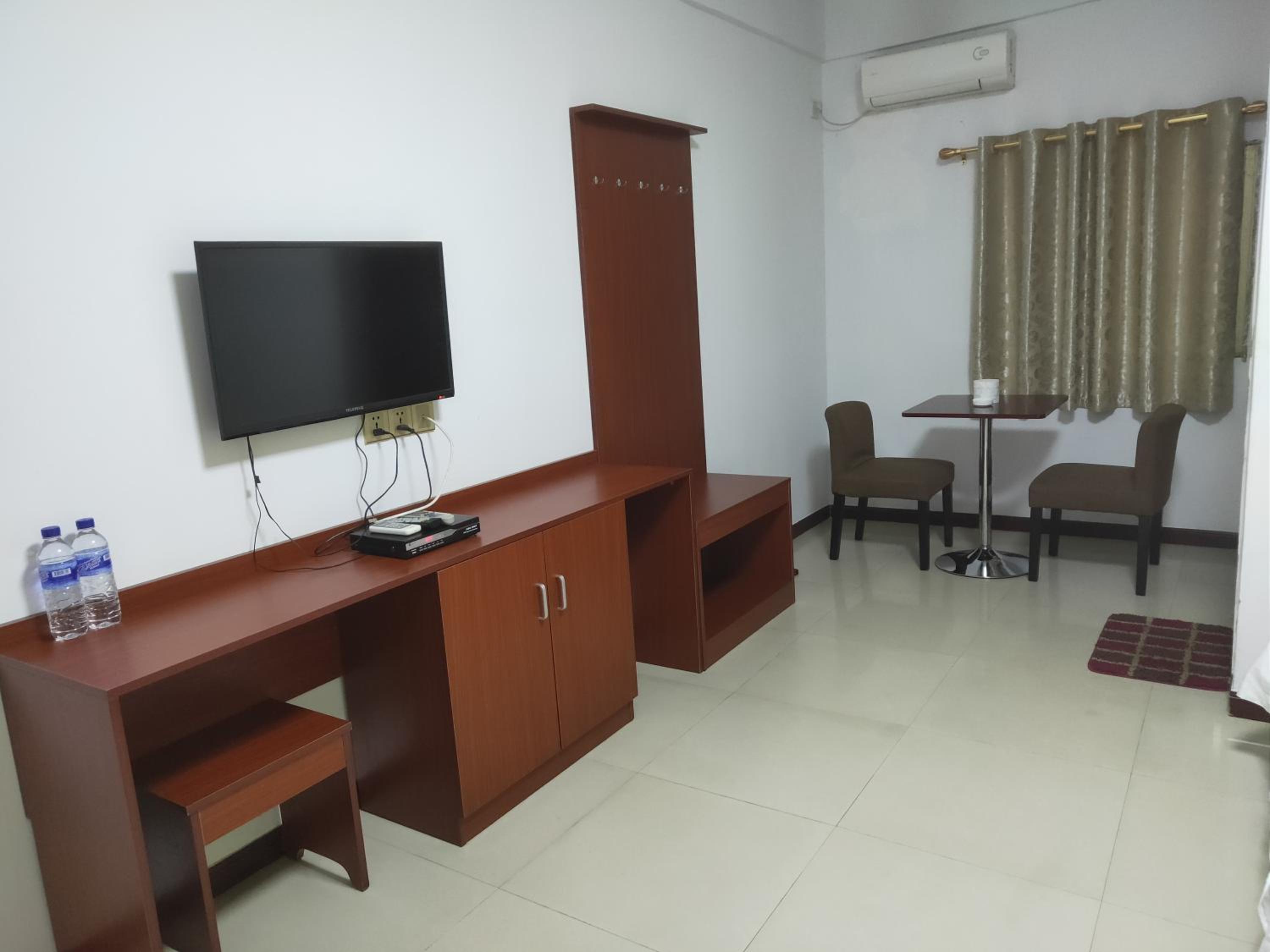 Standard Twin Room photo 2