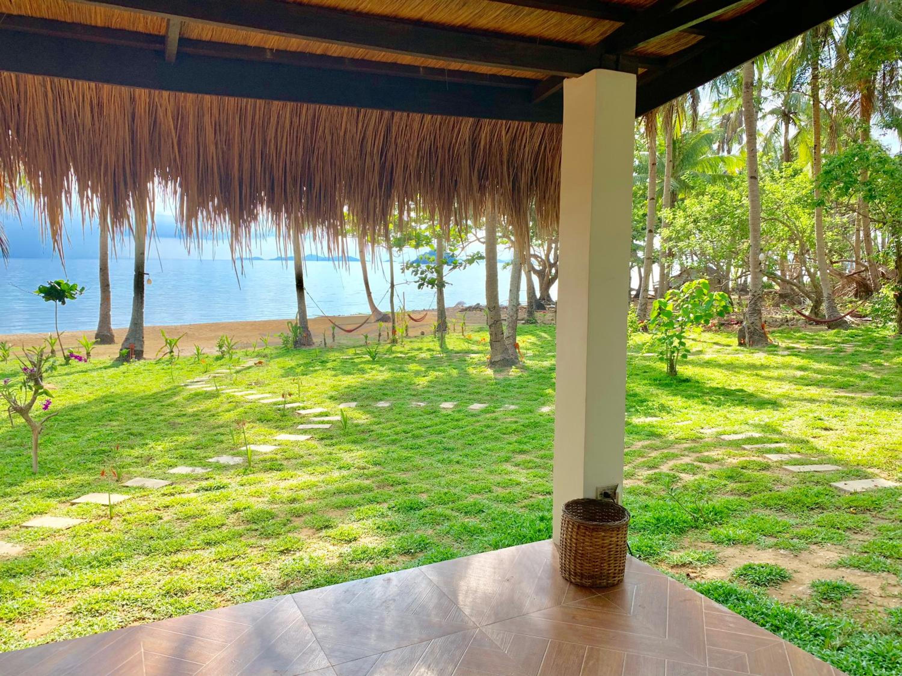 Two-Bedroom Villa - Beach Front - Photo 9