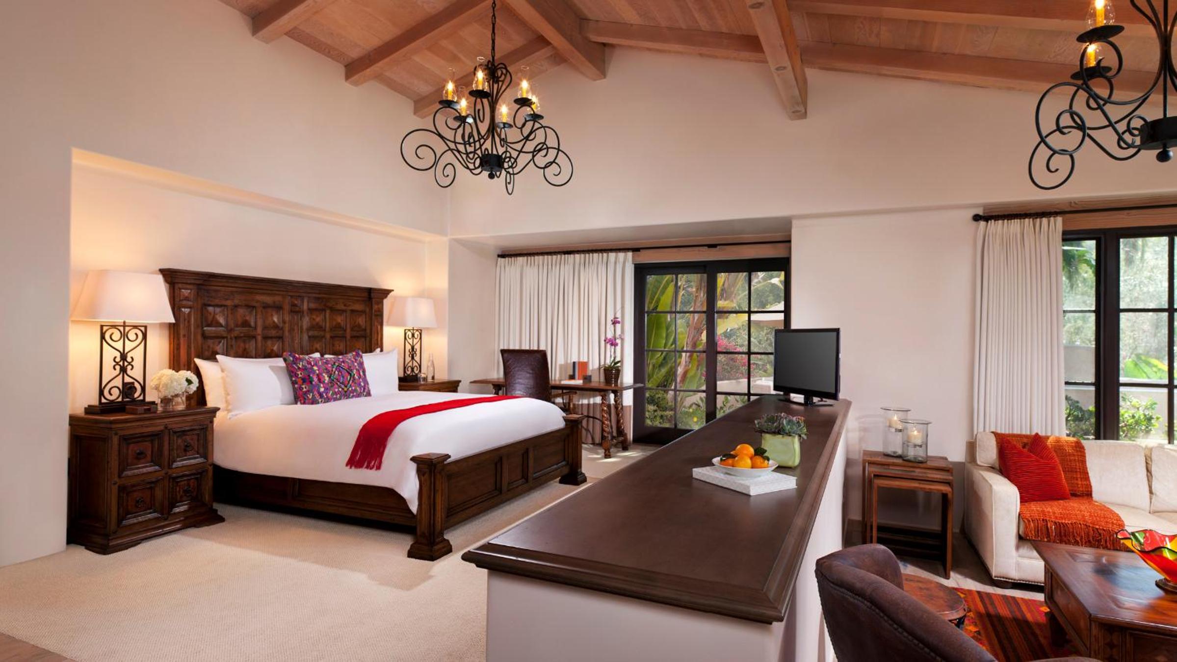 Suite with One King Bed (Non Smoking) photo 2