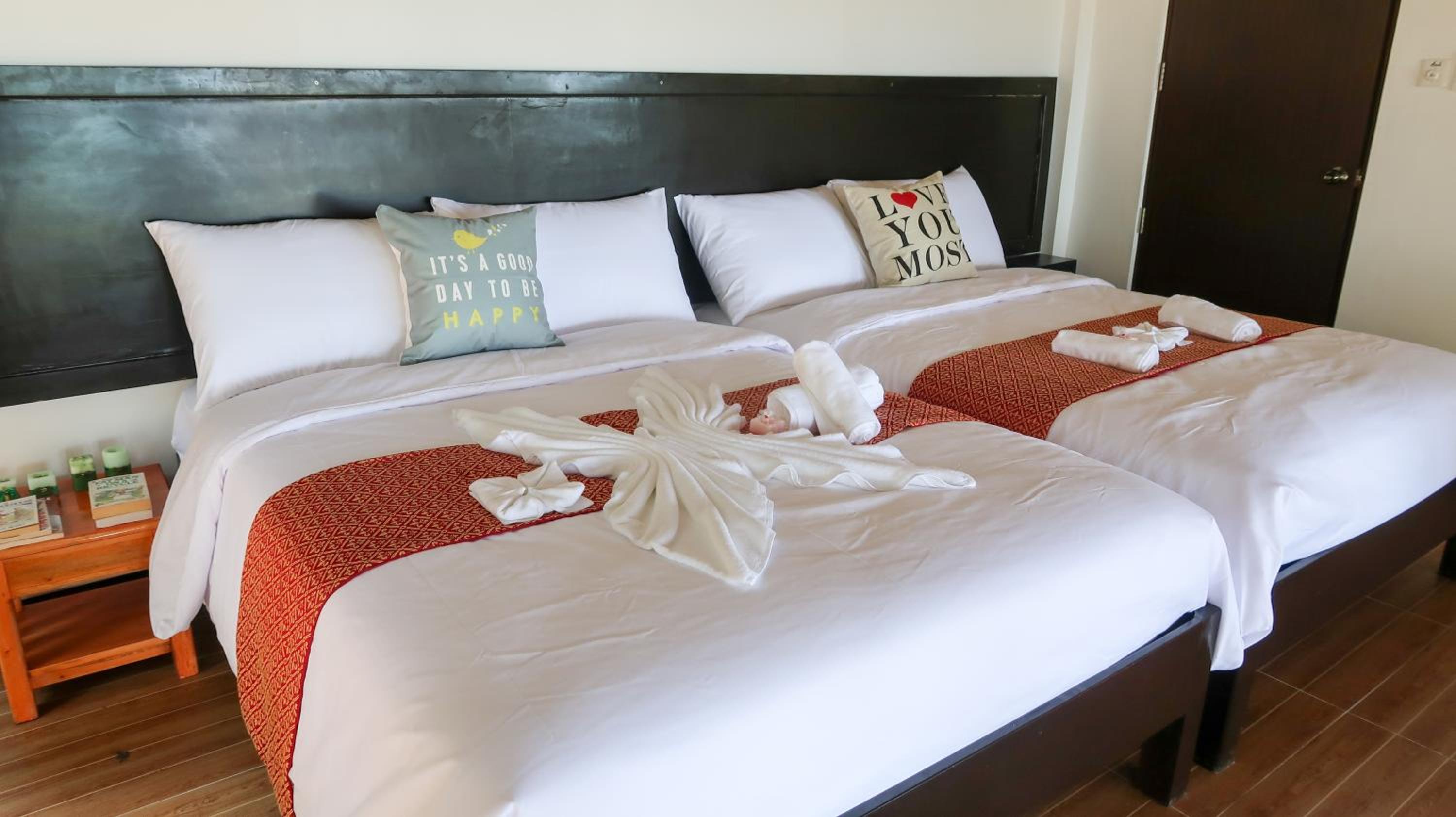 Two-Bedroom Villa - Beach Front - Photo 26