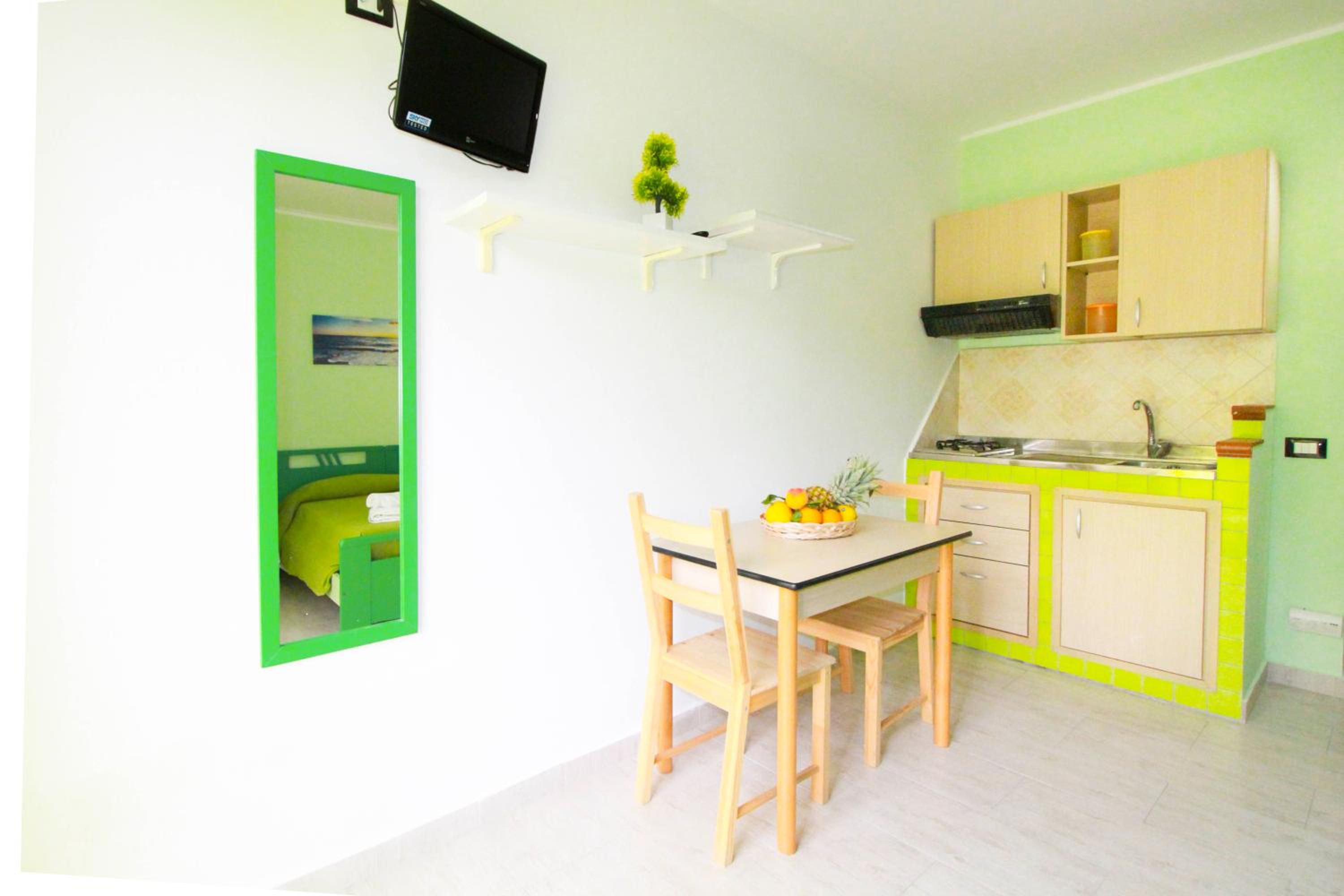 Studio Apartment photo 3