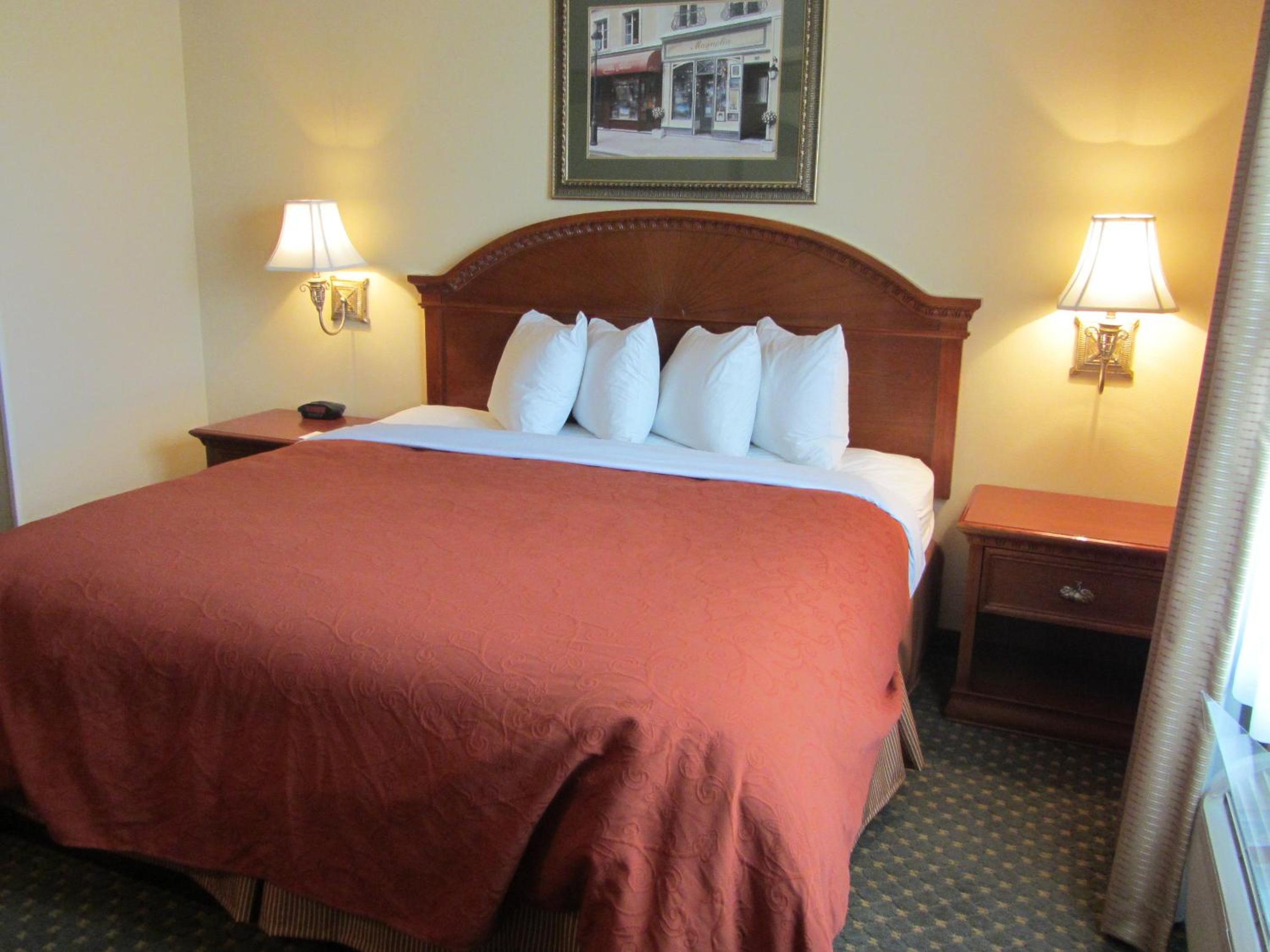 King Room - Disability Access/Non-Smoking photo 1