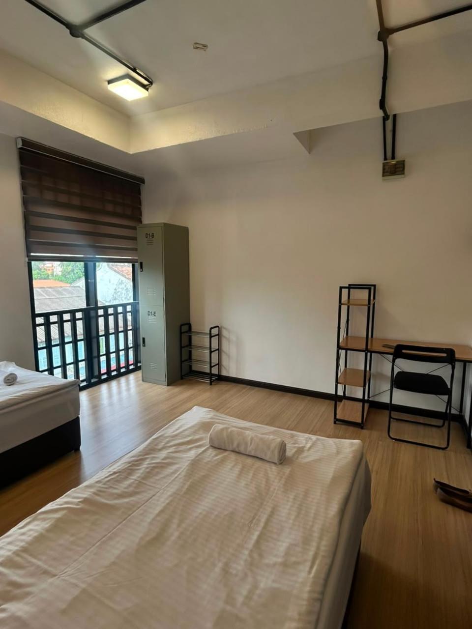 Twin Room with Shared Bathroom